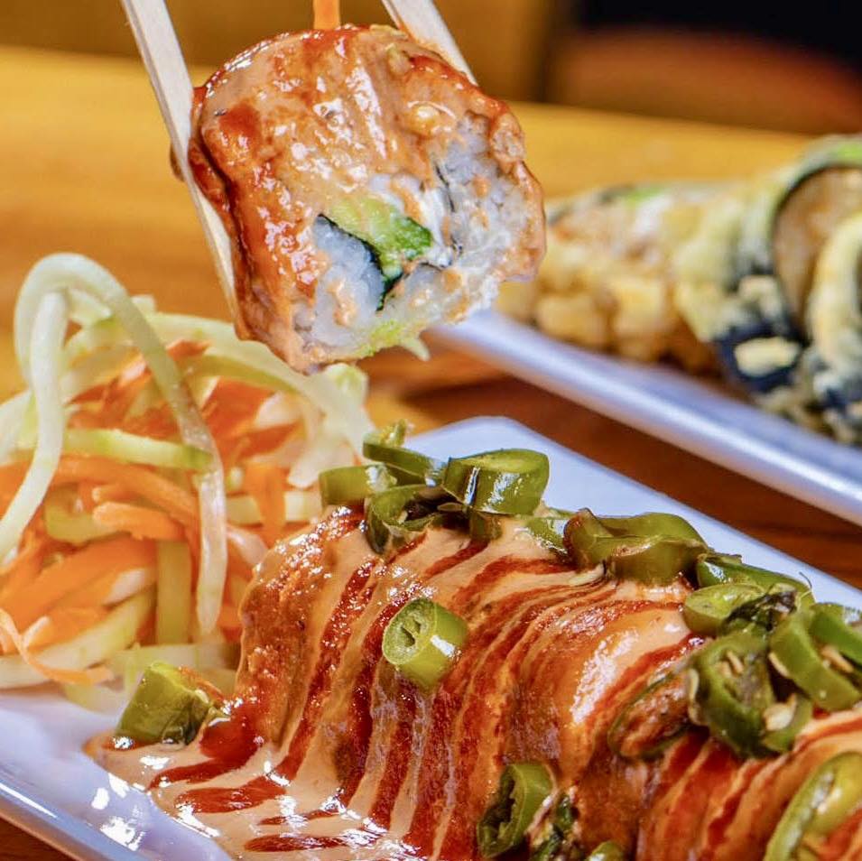 SempaiSushi - Hoy disfruta de un delicioso rollo RANCHERO de #sempaimx ...