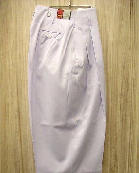 学生服のマスコ - 白のドカンです。ツータックでワタリ55スソ35の学生