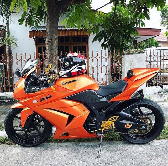 2019 ZX250,225,200 color Options