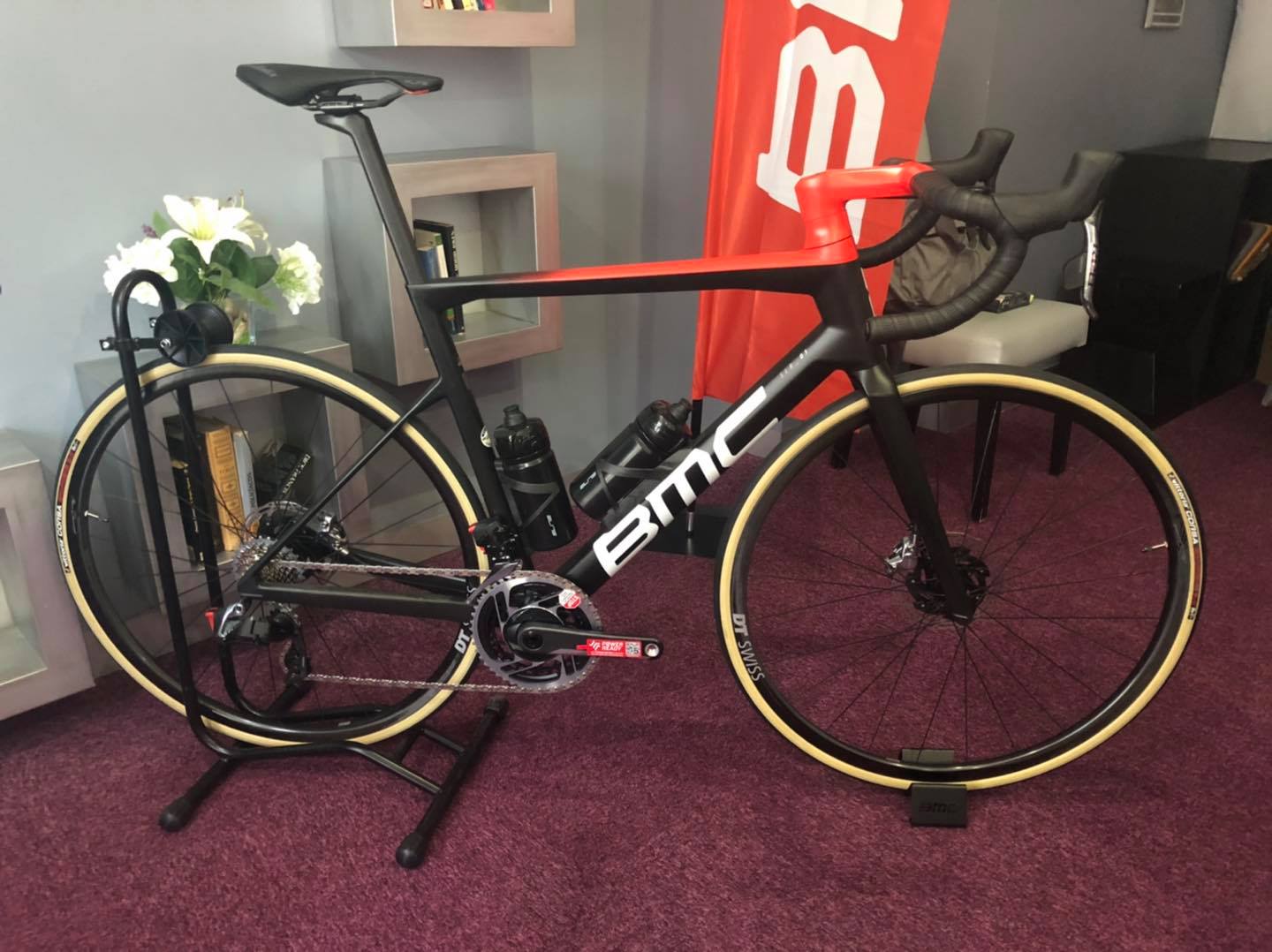 Oxygen Bike - 💥💥💥 10 años a la cabeza 💥💥💥 BMC TEAMMACHINE... | Facebook