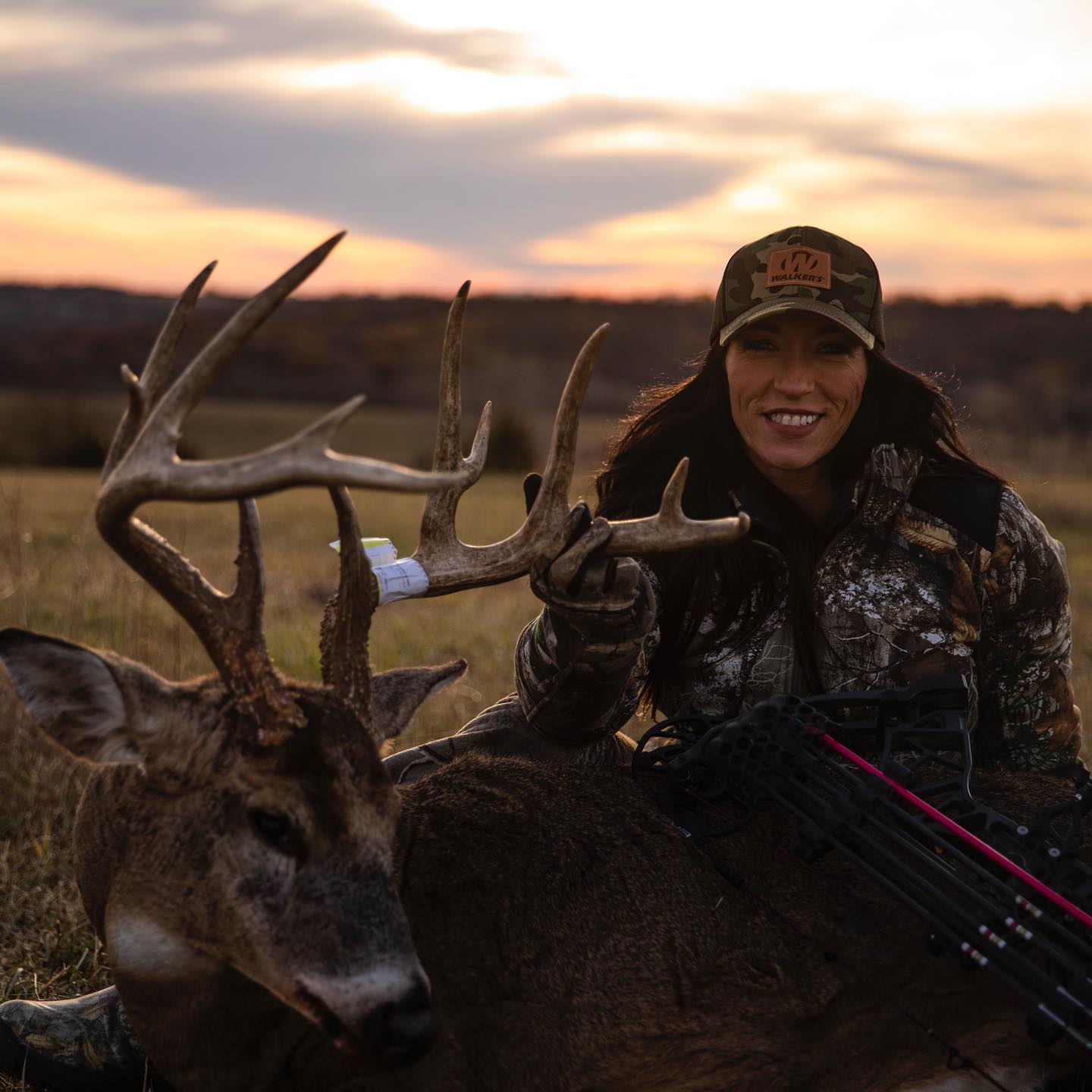 RAISED HUNTING - Persistence pays off!!! Alyssa is on the...