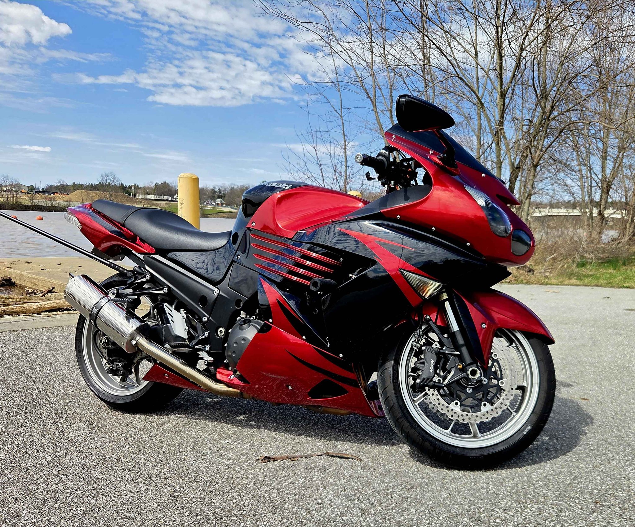 Great bike Zero problems 9k miles Don't have time to ride anymore.