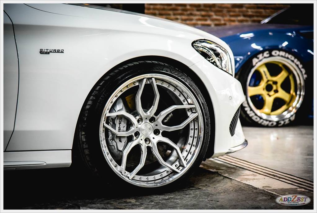 Paris Sittisarn - บอกแล้ว มาได้ ^^ #C43 #AMG #customwheel...