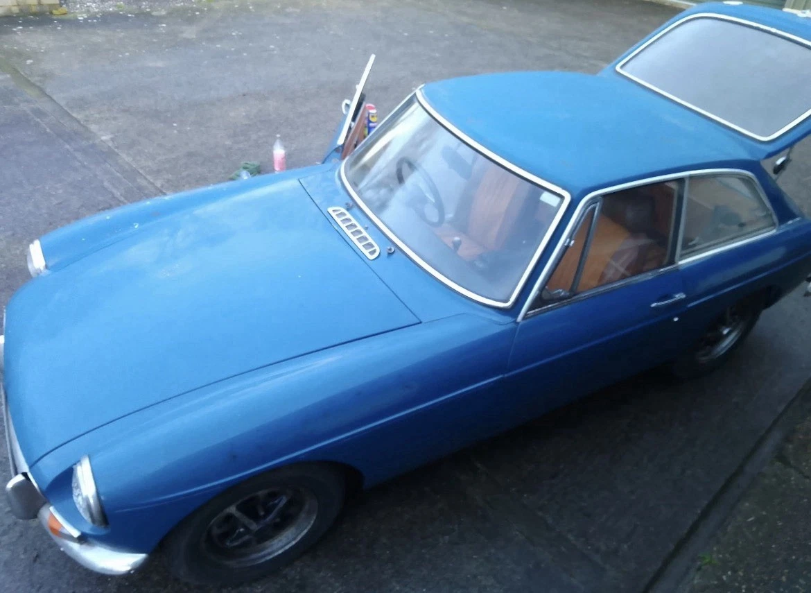 Restoration - Jaguar XJC V12 1975 V5 present... .. https://ebay.us ...
