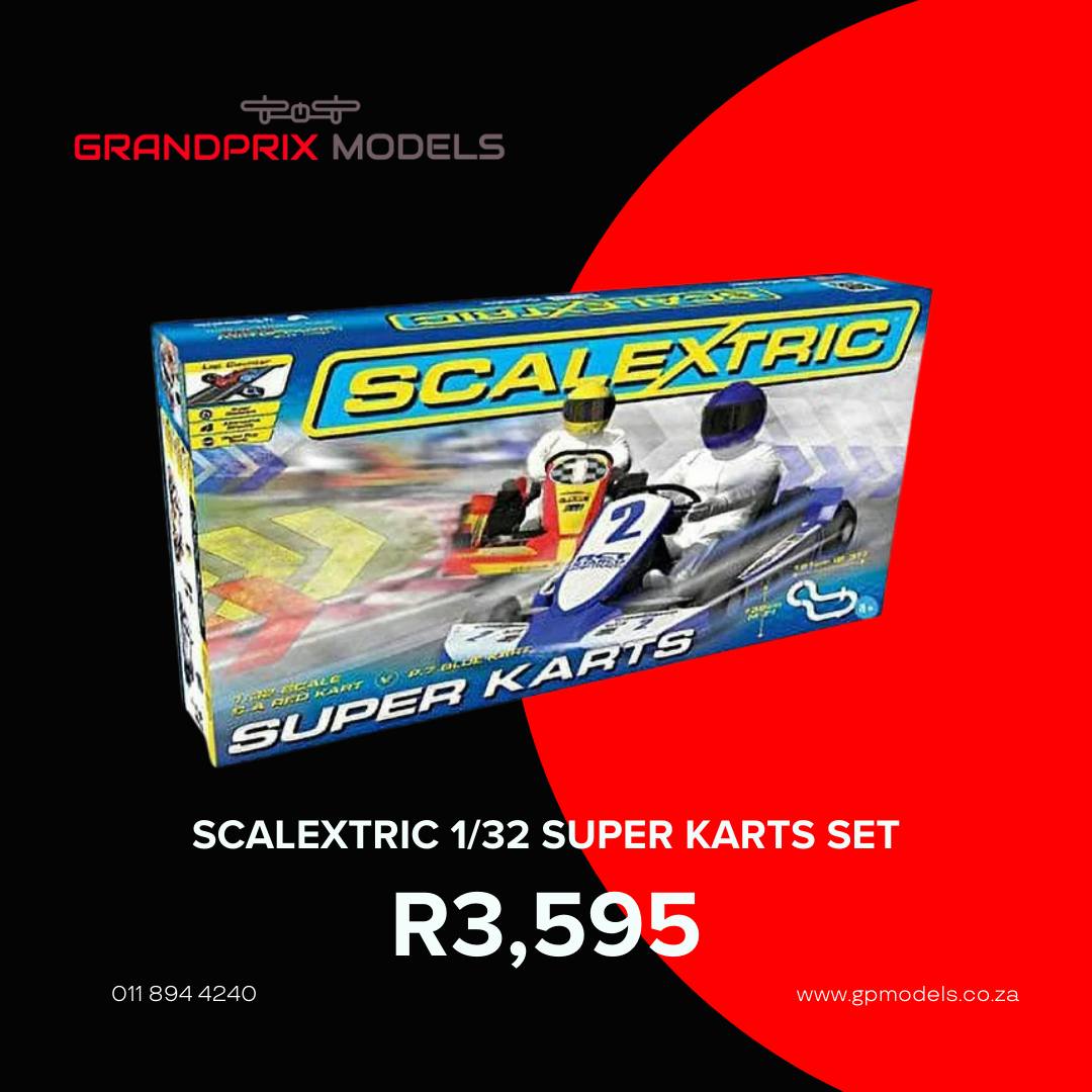 SCALextric SUPER KARTS 1/32スケール　スーパーカート Looking for high-speed thrills? The Scalextric 1/32 Super Karts