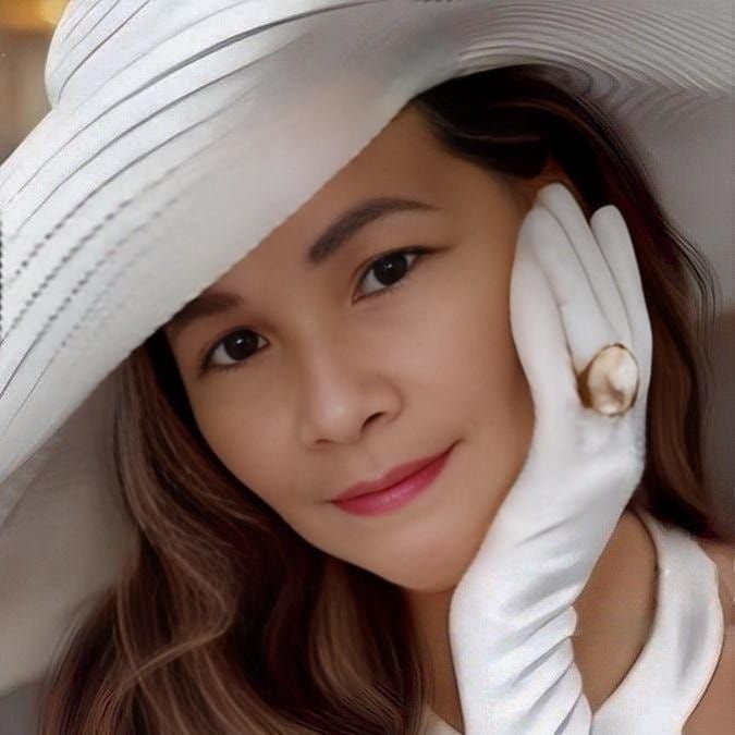 Gi infra massage nko iyang back to atleast lessen the tummy cramps, but ...