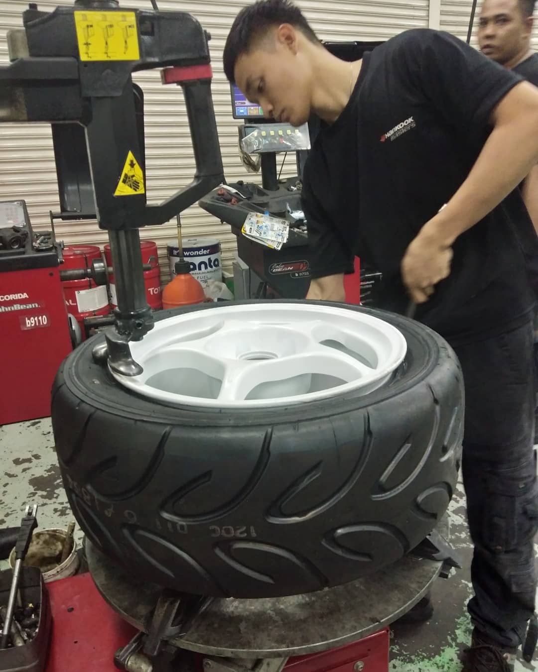 225/45/16 Yokohama Advan A050... - Acanta Autotech Sdn Bhd