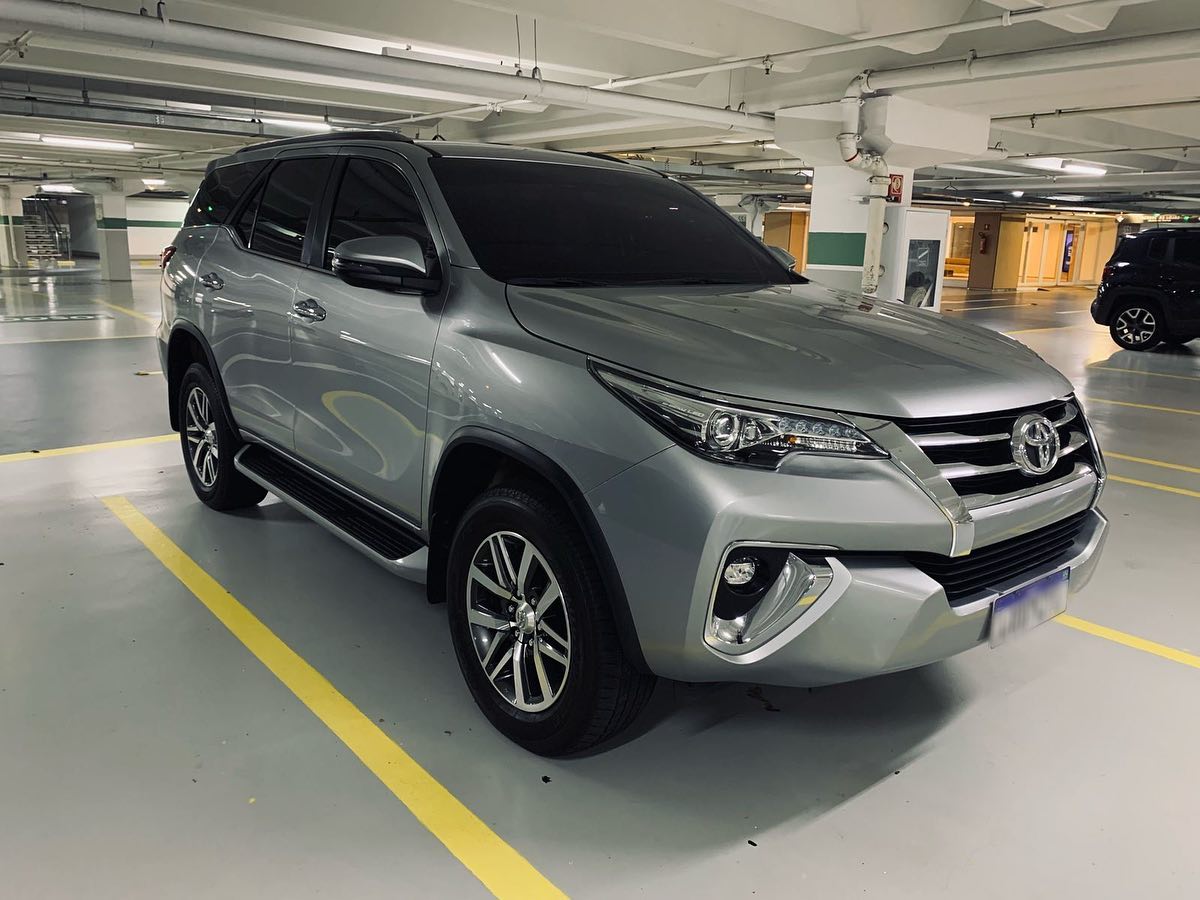 SW4 SRX DIESEL 2019 7 lugares... - W Motors Consultoria