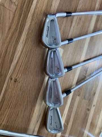 Set De Fers De Golf Cleveland 588 CB/MB Combo 5-9,P - Droitier, Shaft S300