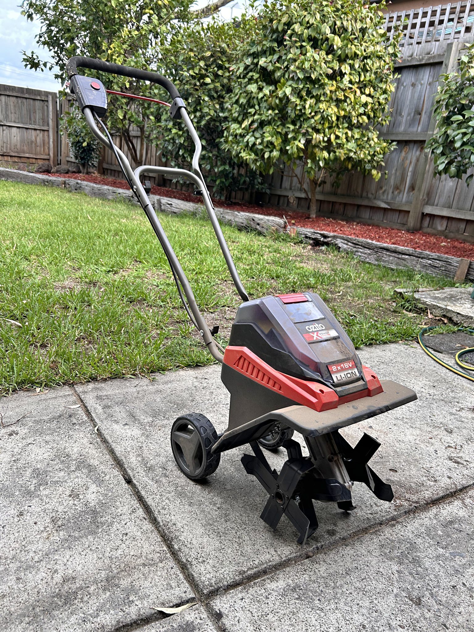 Garden Hoes for sale in Traralgon East | Facebook Marketplace