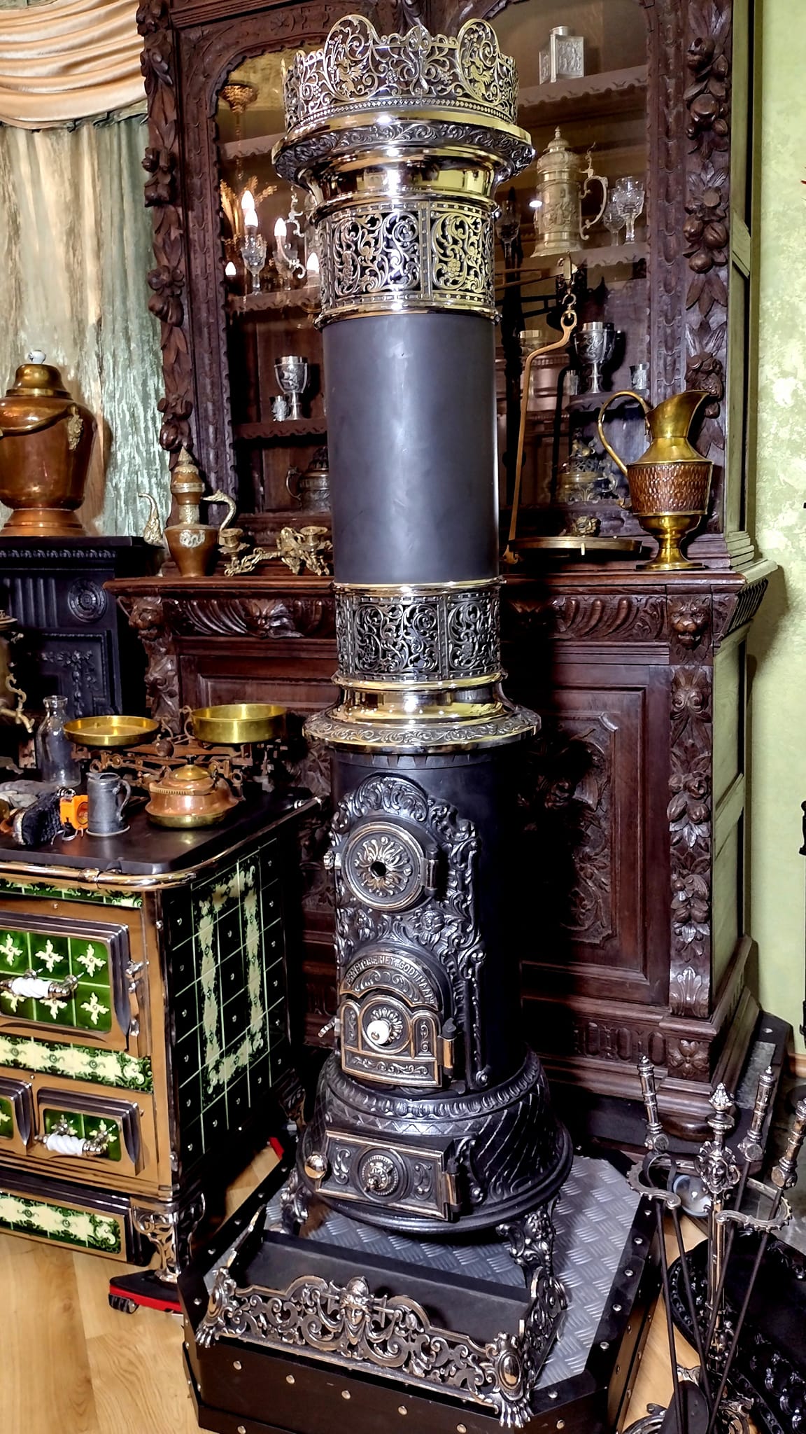 Antique Scandinavian cast iron stove Jernstoberiet restored