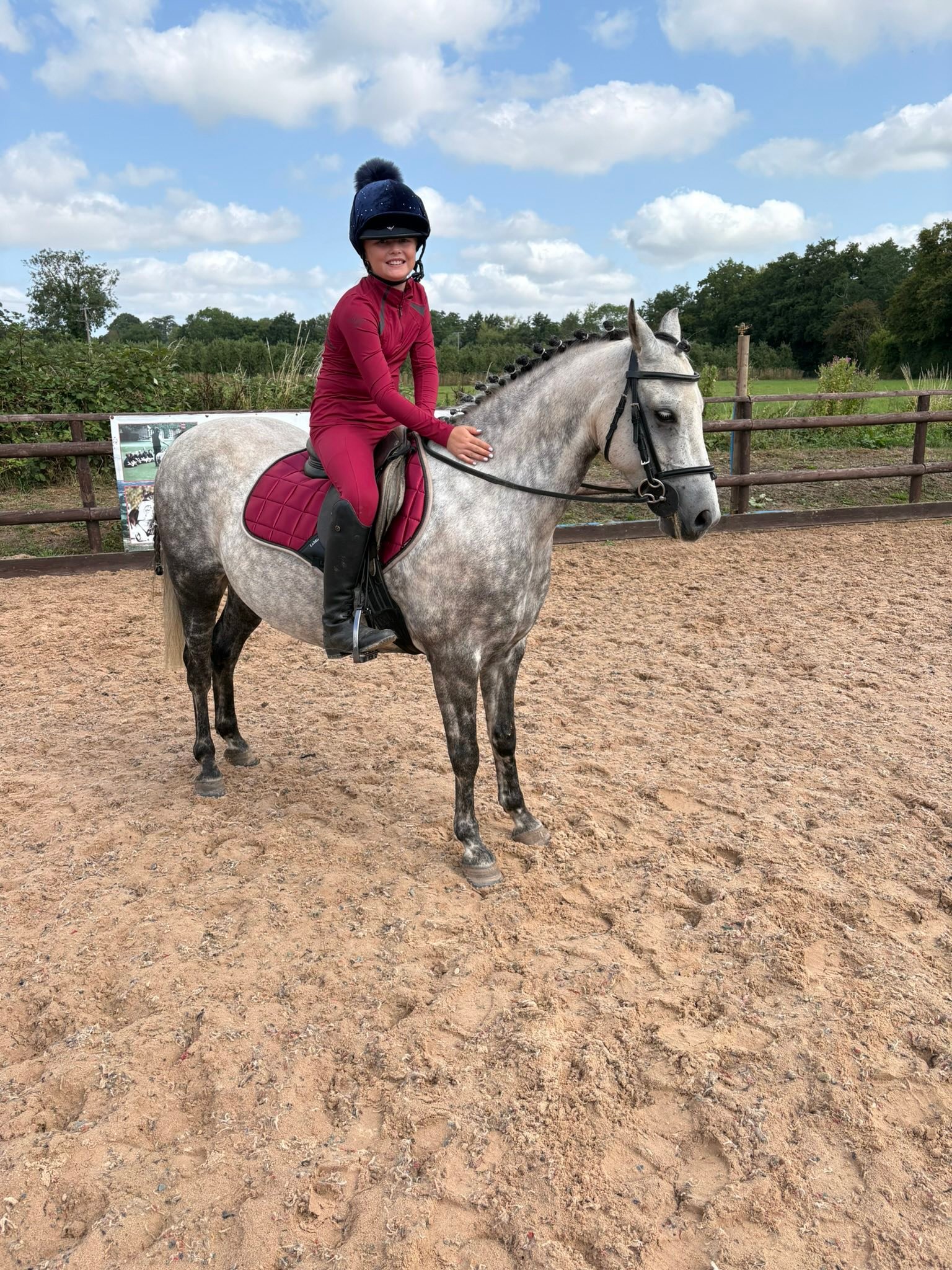Georgie Pudge Schooling Livery | Hereford