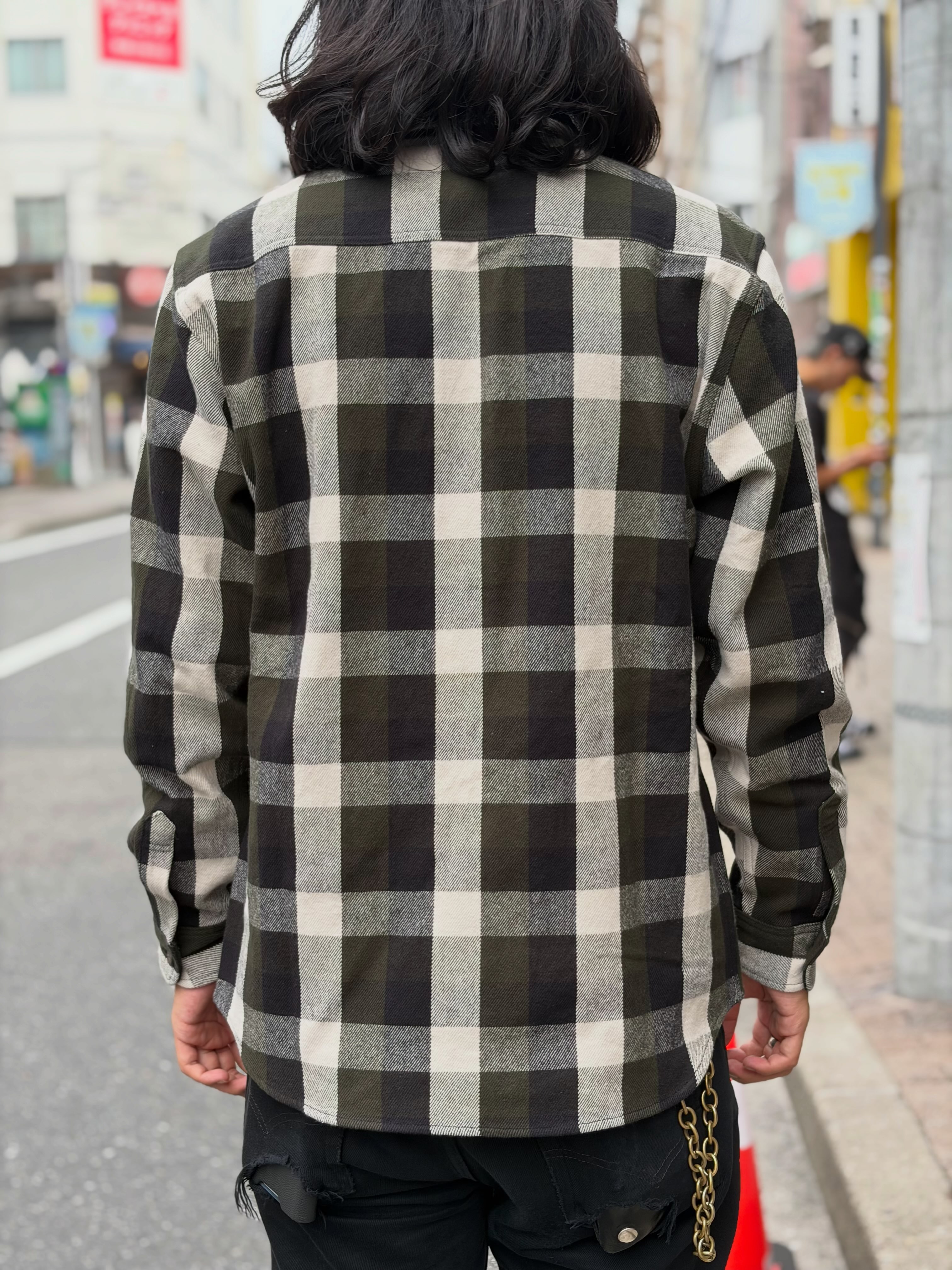 New arrivals!! Carhartt santa fe Jacket. Size/L Color/Mos Green