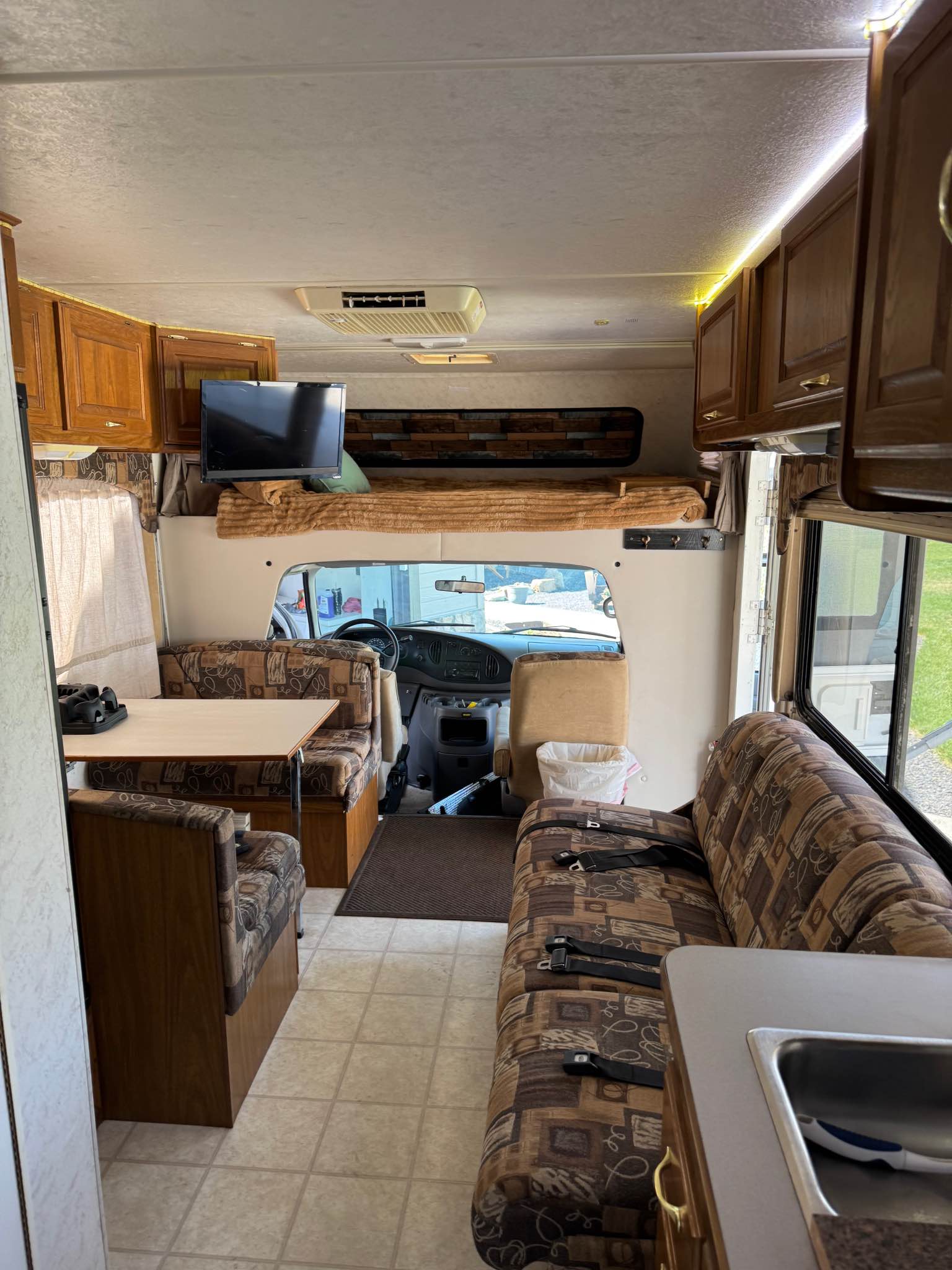 03 Thor Fun Mover Motorhome Toyhauler - RVs & Campers - Mountain Home ...
