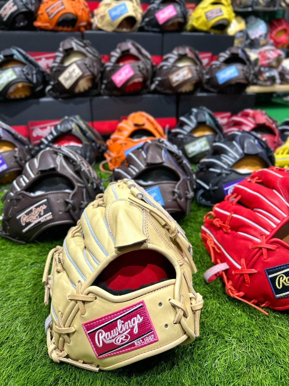 Rawlings - #Repost @spotaka_baseball_89 with @get_repost