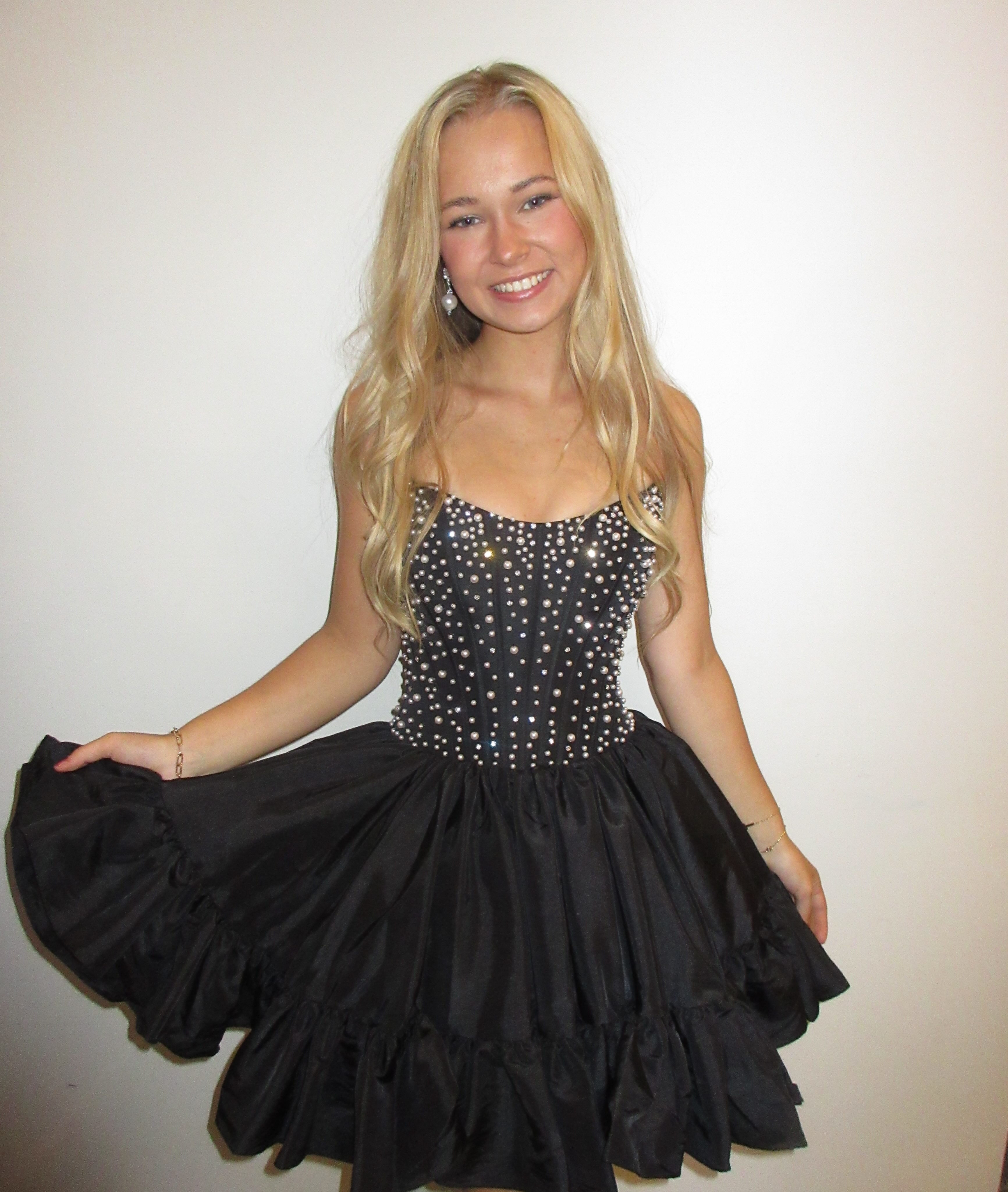 black nashville dress A little Sherri Hill dress, but make it GLITZ!🖤✨ Find your next unforgettable look at Glitz Nashville!😍 • • • • 🩷Authorized retailer of Sherri Hill, Jovani, Ashley Lauren, Ava Presley Collection:Sirens Cove