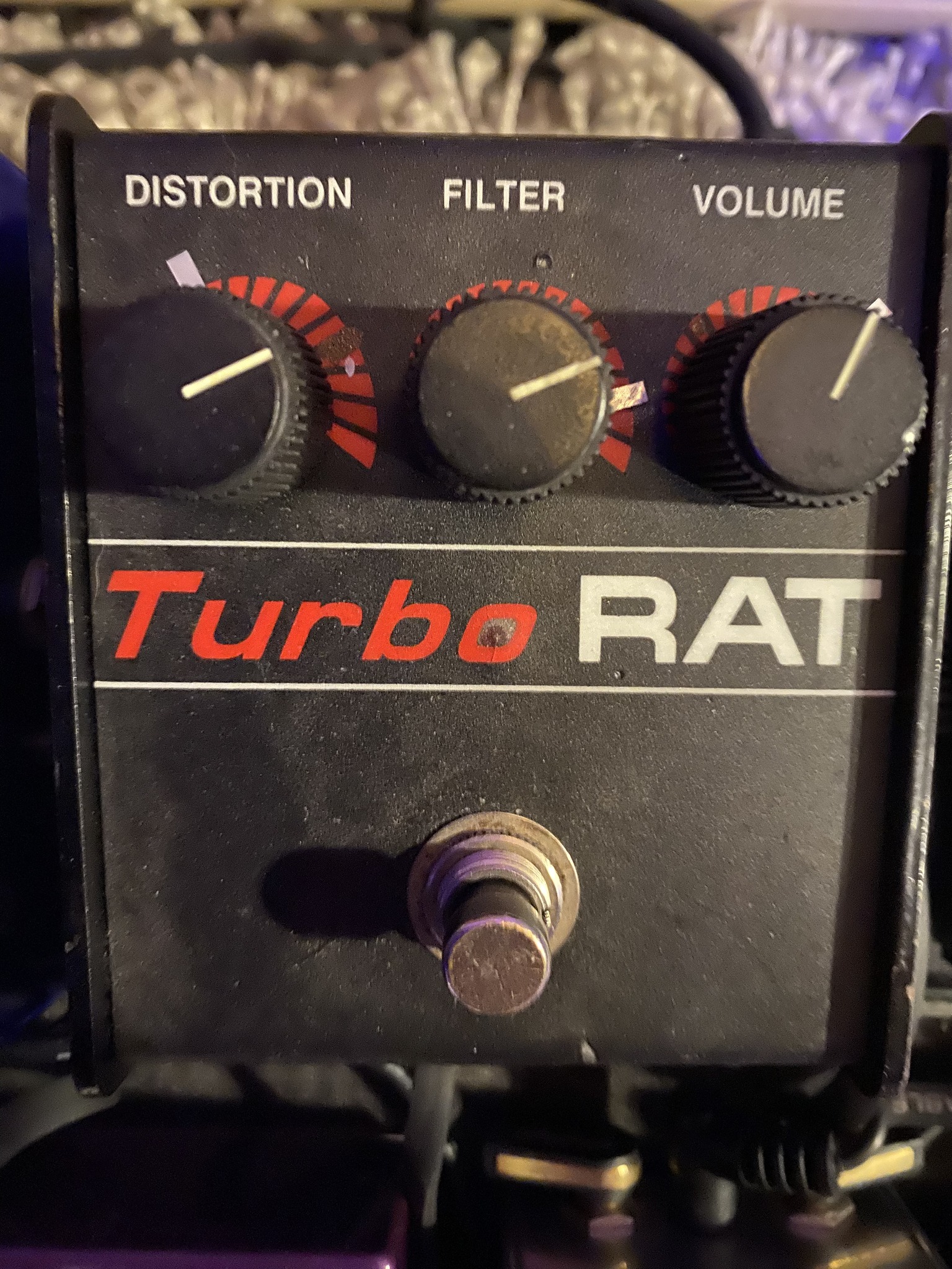 What's the difference between LM308N and LM308AN Proco Rat pedals?