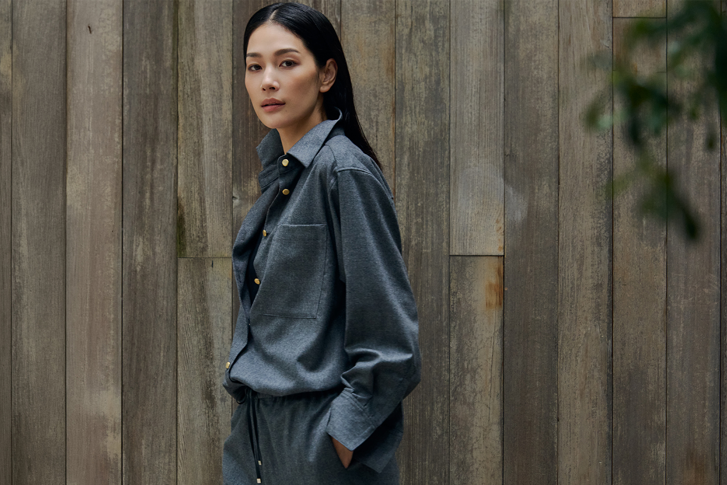 25SS COLLECTION 'CHIC IN THE CITY' □ITEM Style: LINEN JACKET