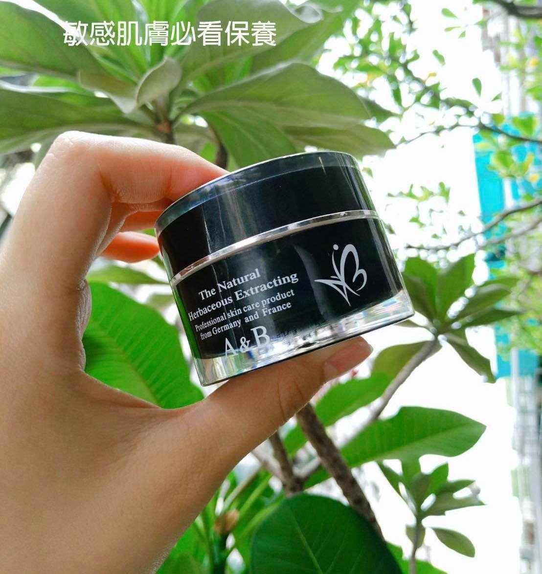 ☀☀☀悶熱潮濕的夏... - 依亭Ting皮膚健康管理/高雄仁武/類醫美肌斷食美容/無痛清粉刺/RICA熱蠟除毛/美體SPA | Facebook