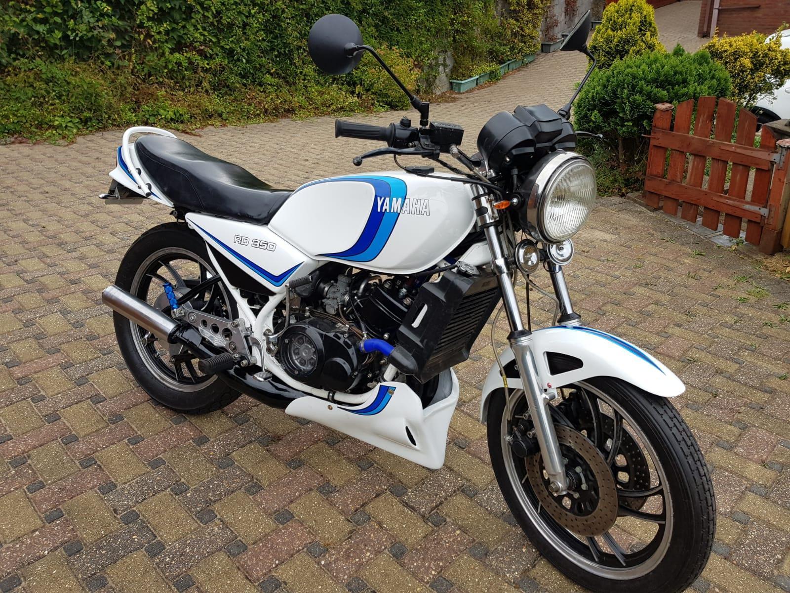 1981 Yamaha RD250/350LC conversion with some nice mods ?. Back in 