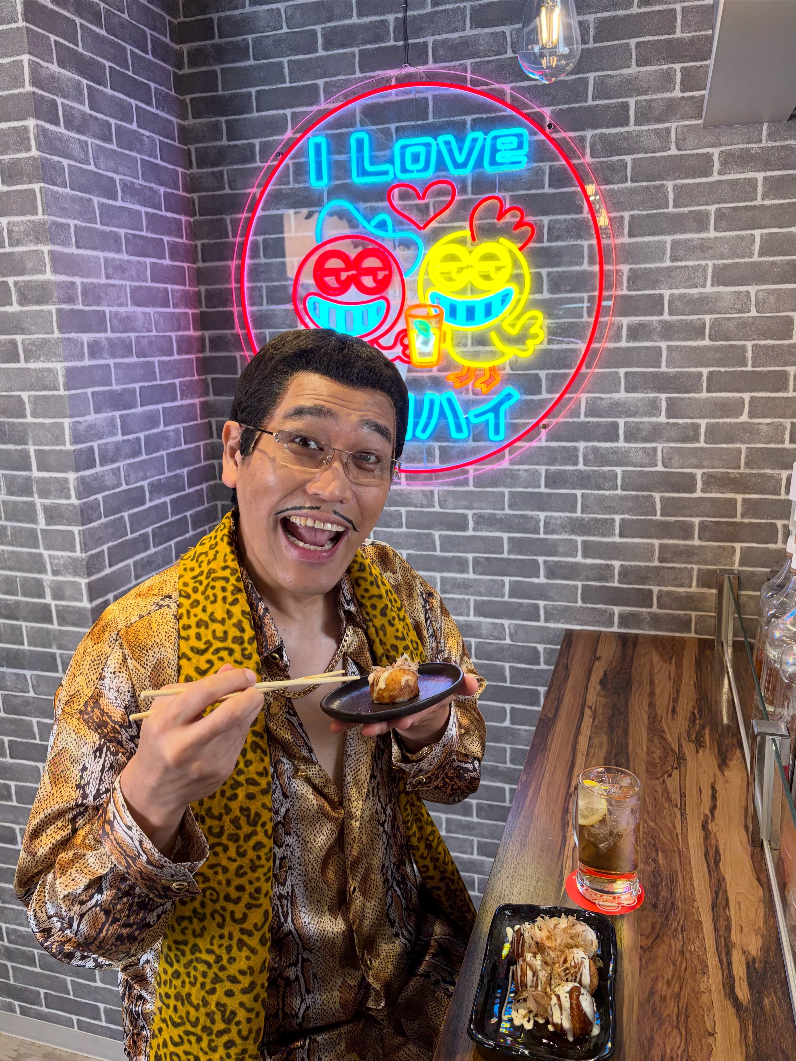 ピコ太郎 - PIKOTARO (@pikotaro.official) • Facebook