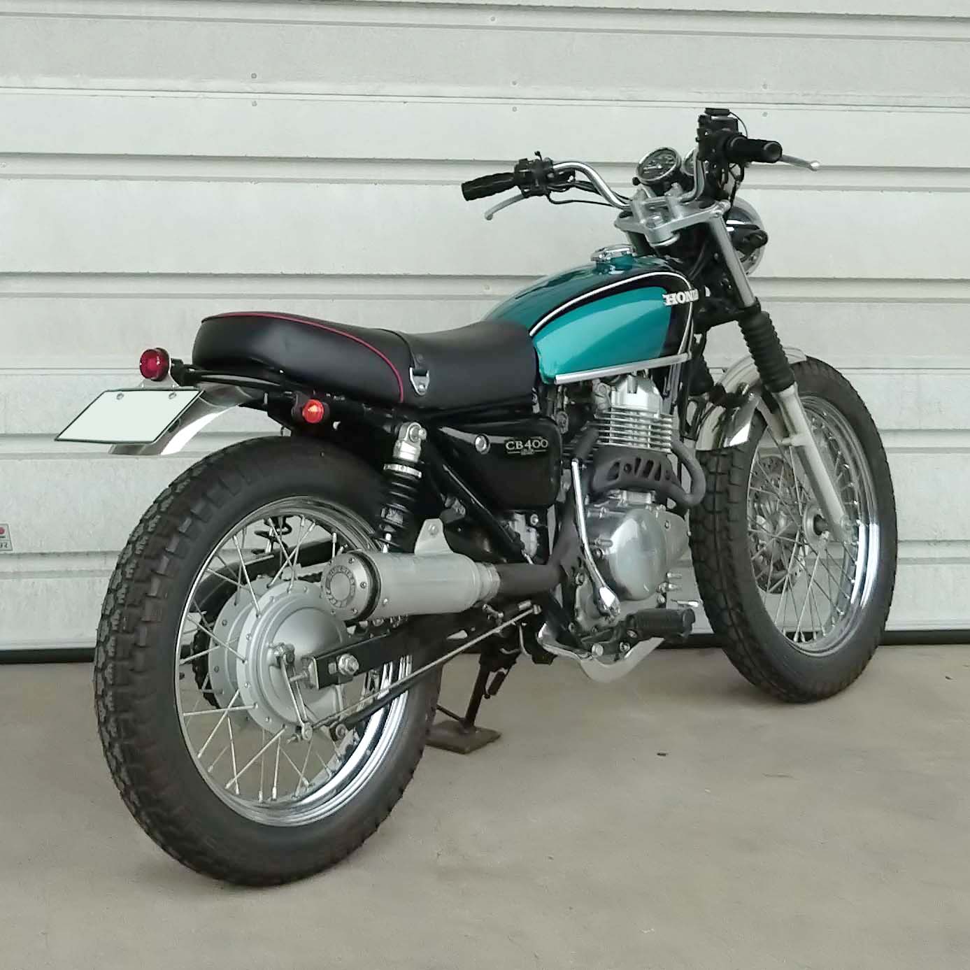 CB400ss+CB250/350タンクのスクランブラー仕様。 #cb250 #cb350 #cb400