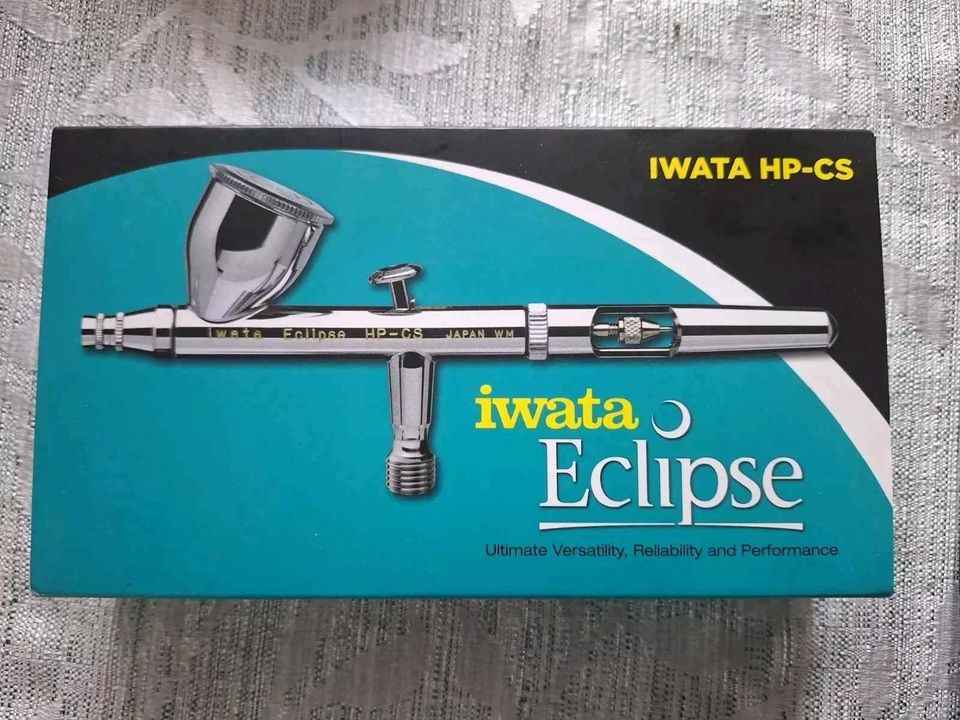 Aérographe (airbrush) IWATA HP-CS 0,35 Mm Avec Tasse De 7 Ml - Fabrication Japonaise, Pour Modélisme