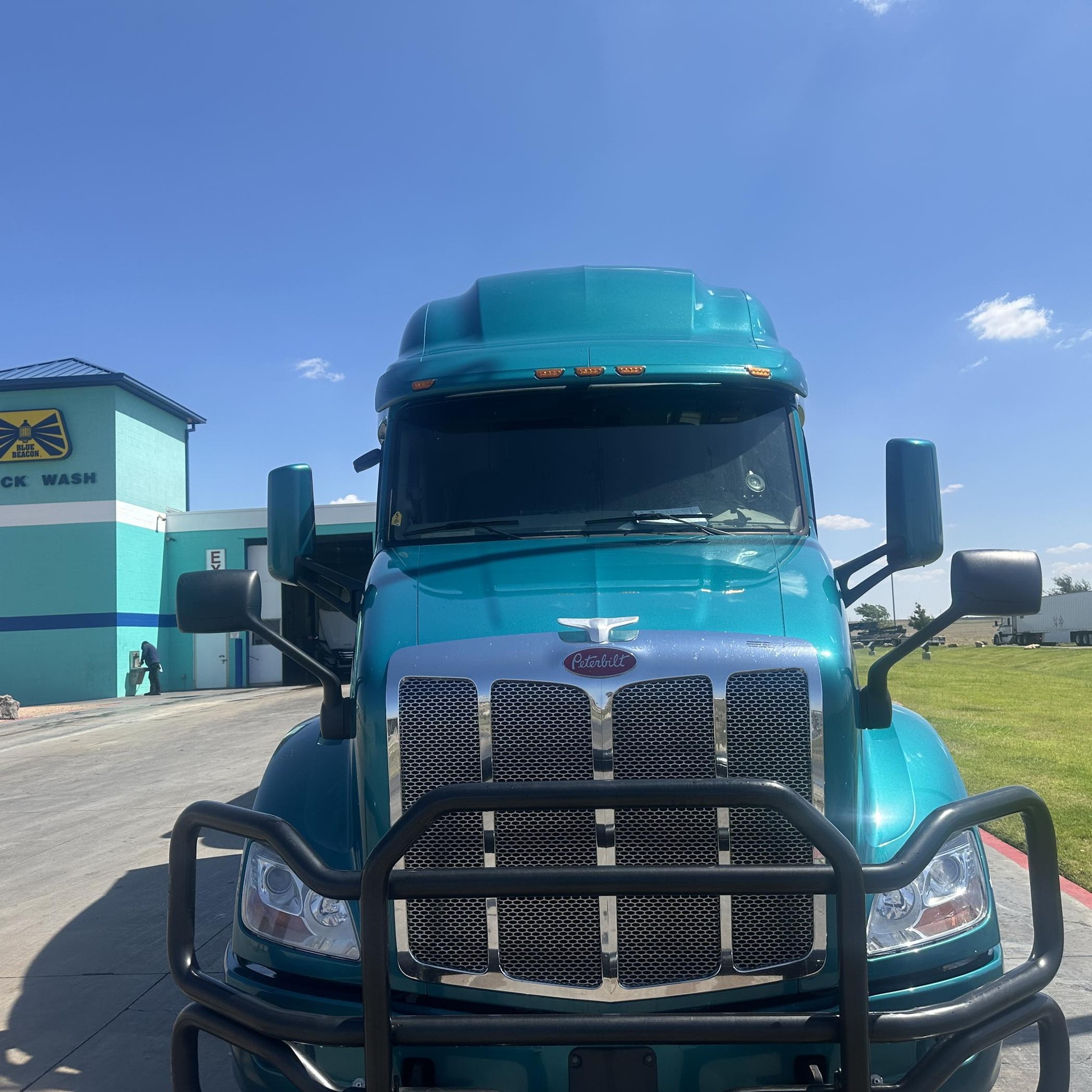 Trying to lose weight while living on the road? 🚛 You don’t have to ...