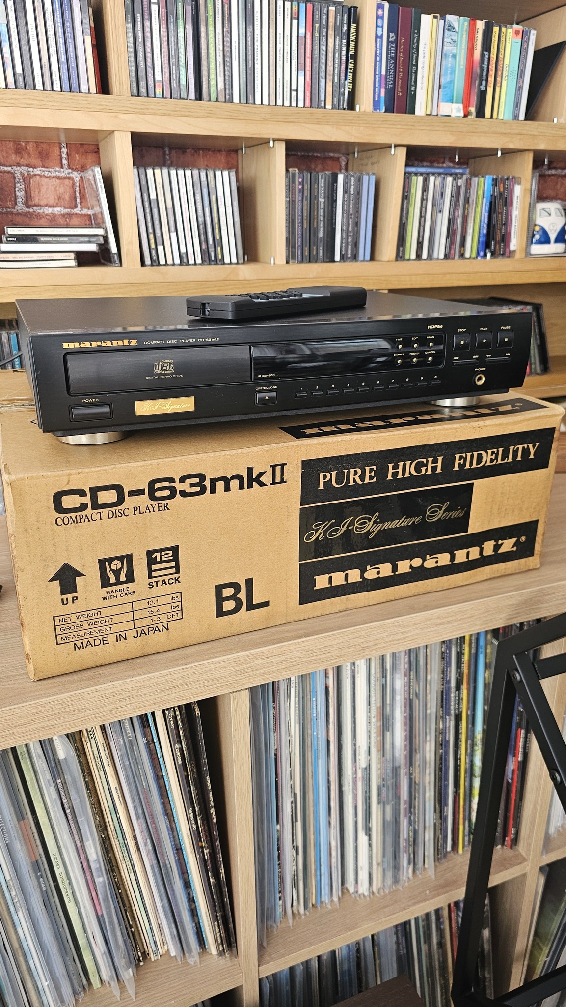 新品CD First Class PLAYER MENTALITY As my C.D player has seen better days ive treated myself. This is