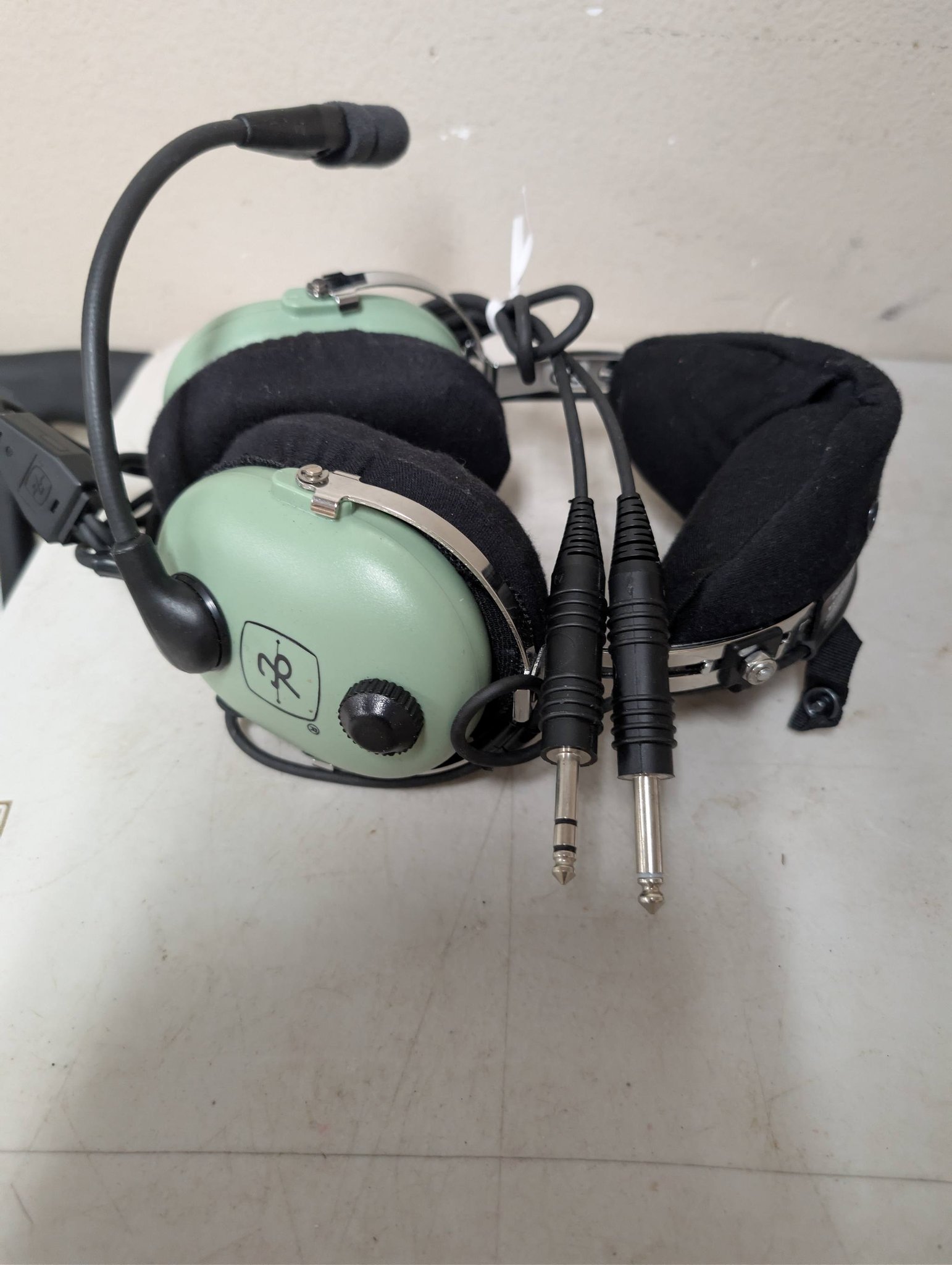 David Clark H10-13.4 pilot's headset for sale