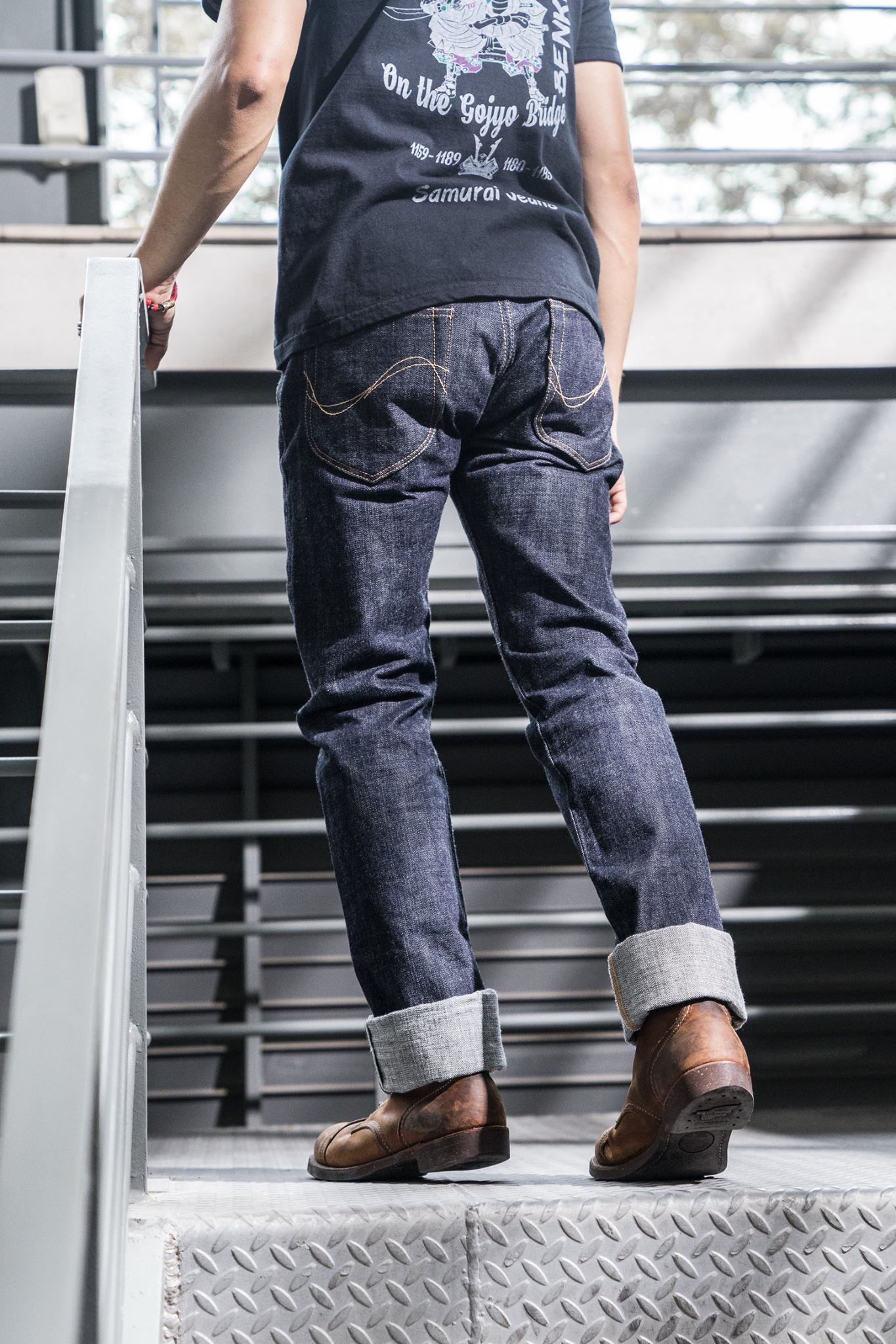 Samurai Jeans S003JP Yamato. Low rise with slim straight cut. Made 