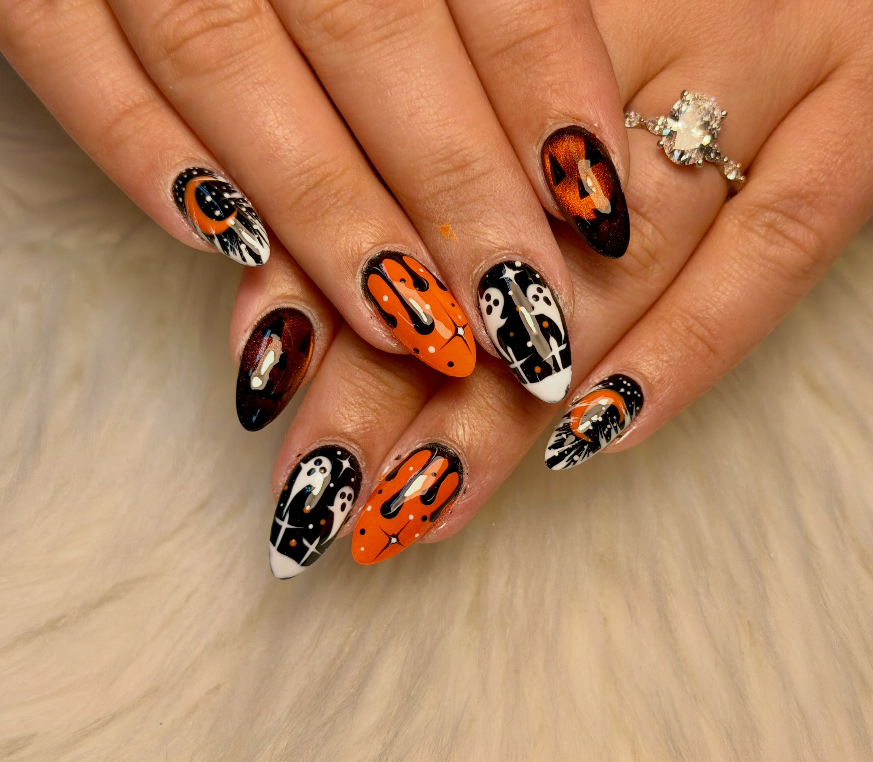 爪屋 Exotic Nails | Brook Park OH