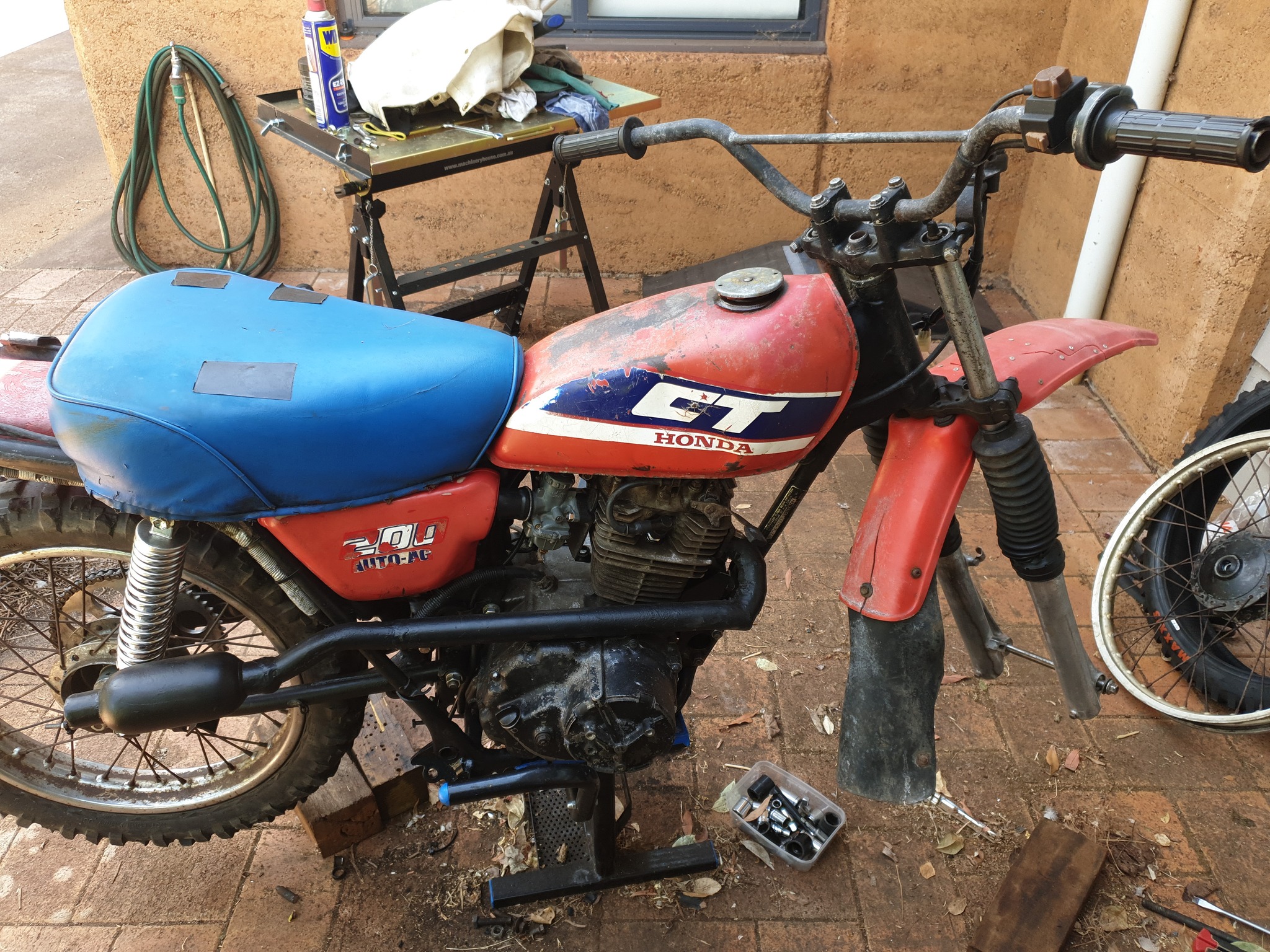 Restoration of 1989 Honda CT200 Ag bike project in south west WA
