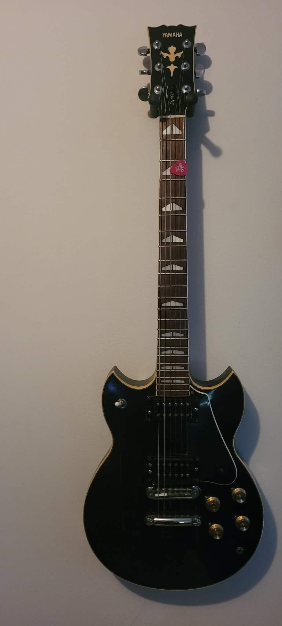 Yamaha SG500 guitar's fat sound
