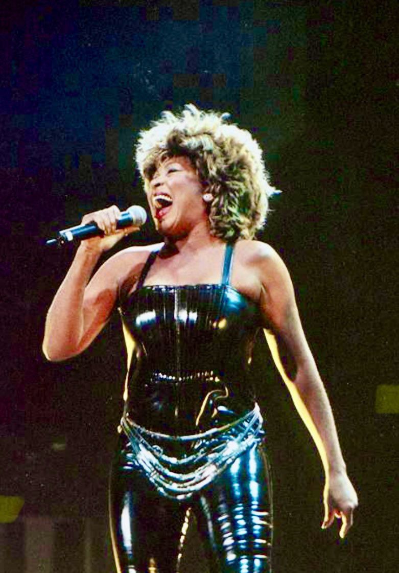 Tina Turner's 2000 Twenty Four Seven tour