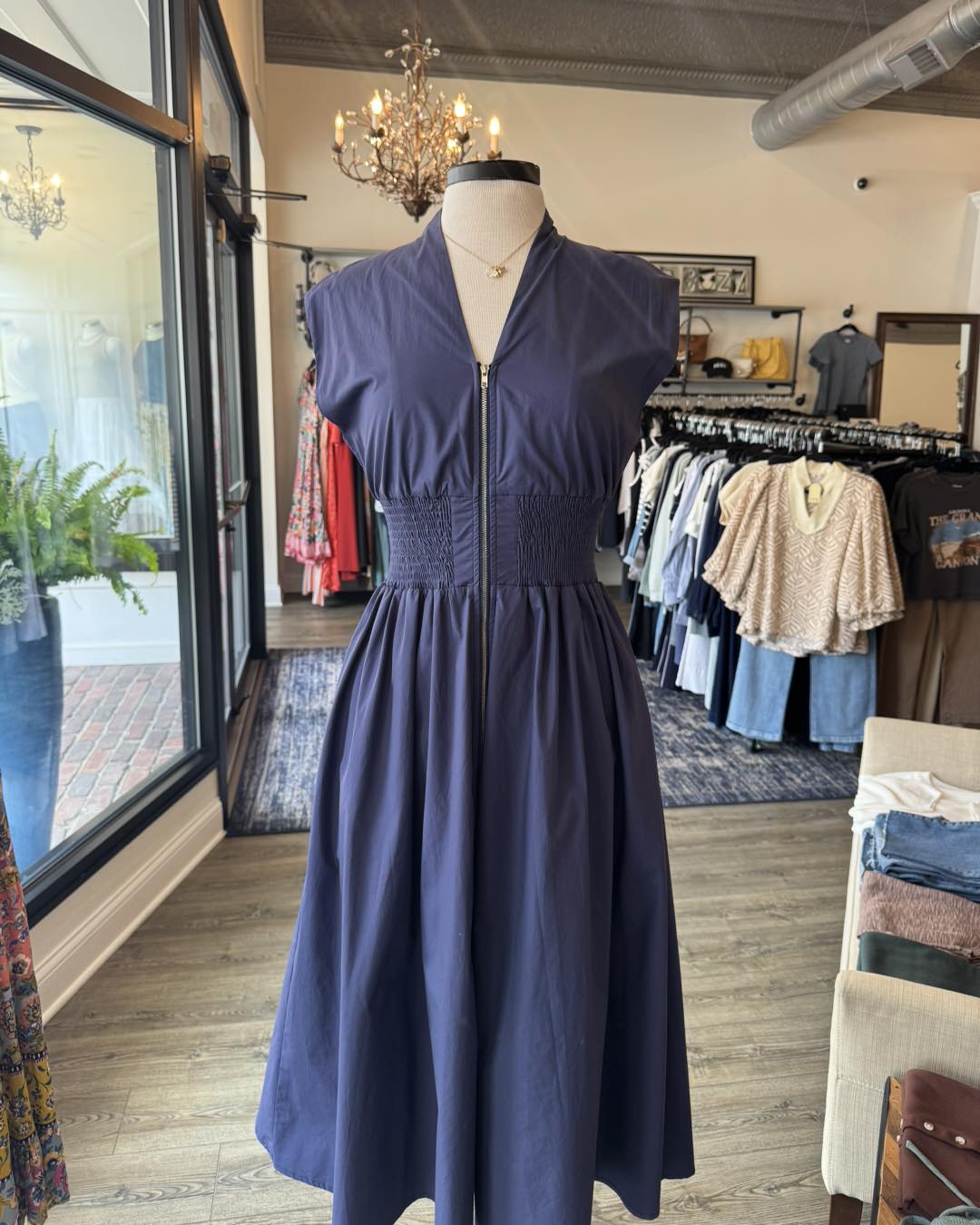 for love and lemons blue dress Marlowe Mini Light and a shirred waist. Sleeve-length: LONG the movie vs. the US SIZE:16