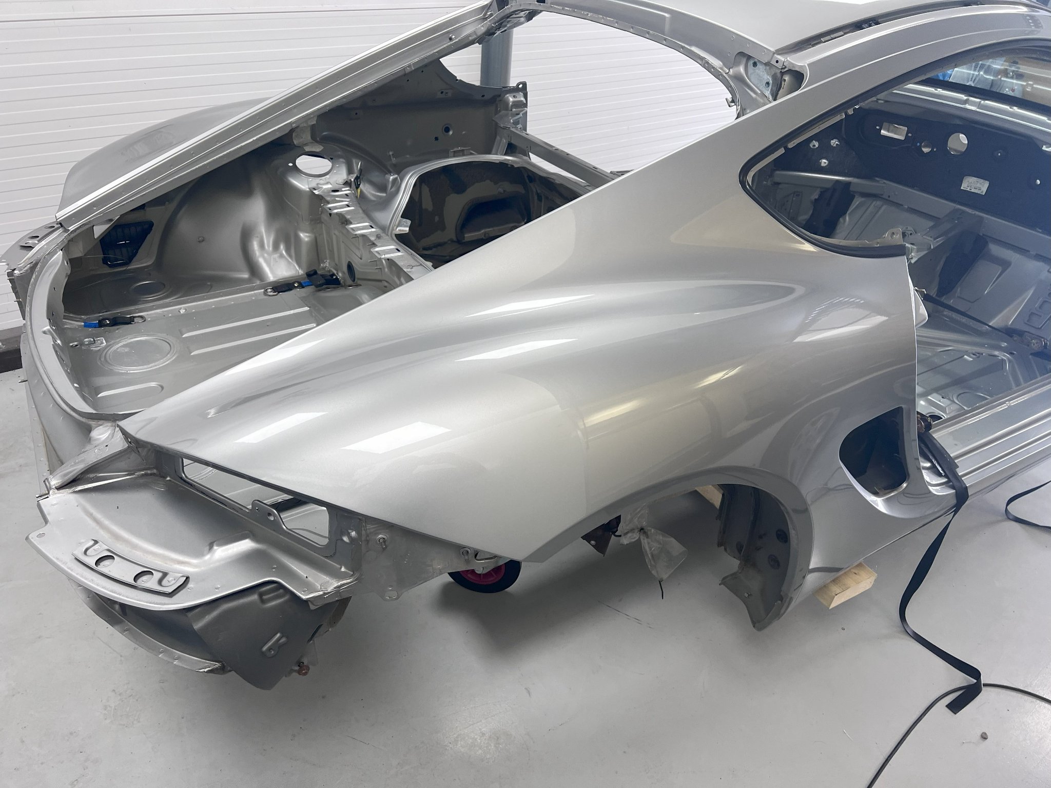 Porsche Cayman 987.1 Complete Body Shell With V5 Excellent Paint No ...