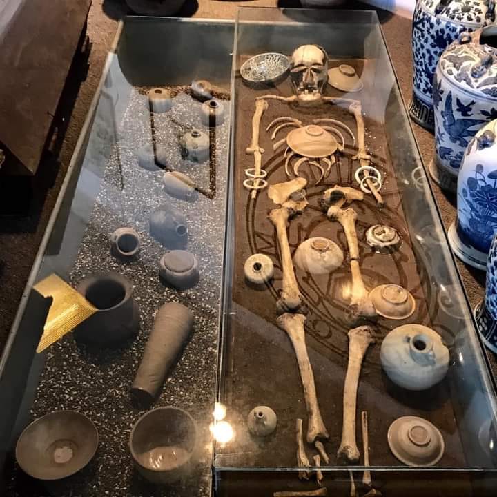 SEA - 🇵🇭 |Pre-colonial Burial Rituals in Panay During the 14th-15th ...
