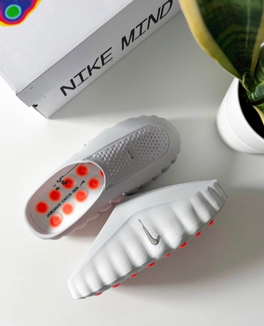 📍NIKE Mind 001 “Light Smoke Grey” Te presentamos las Nike Mind