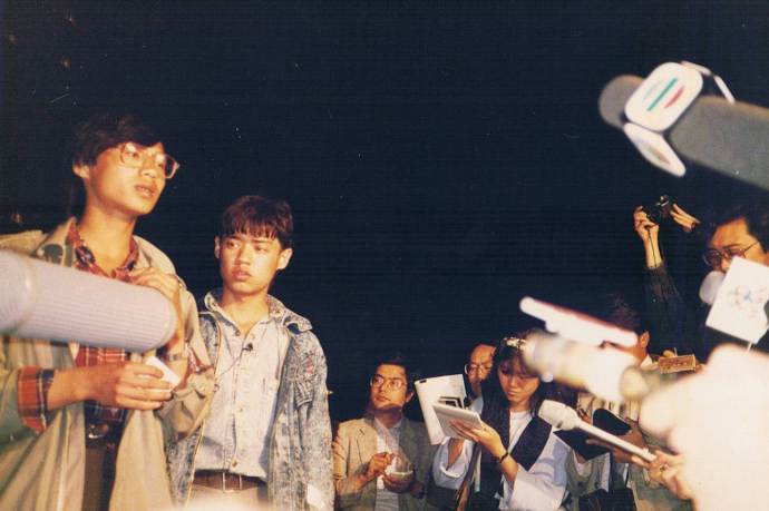資深媒體人 翟翬 - 六四學運的真相 ~ 採訪′89年民運的回顧與省思... | Facebook