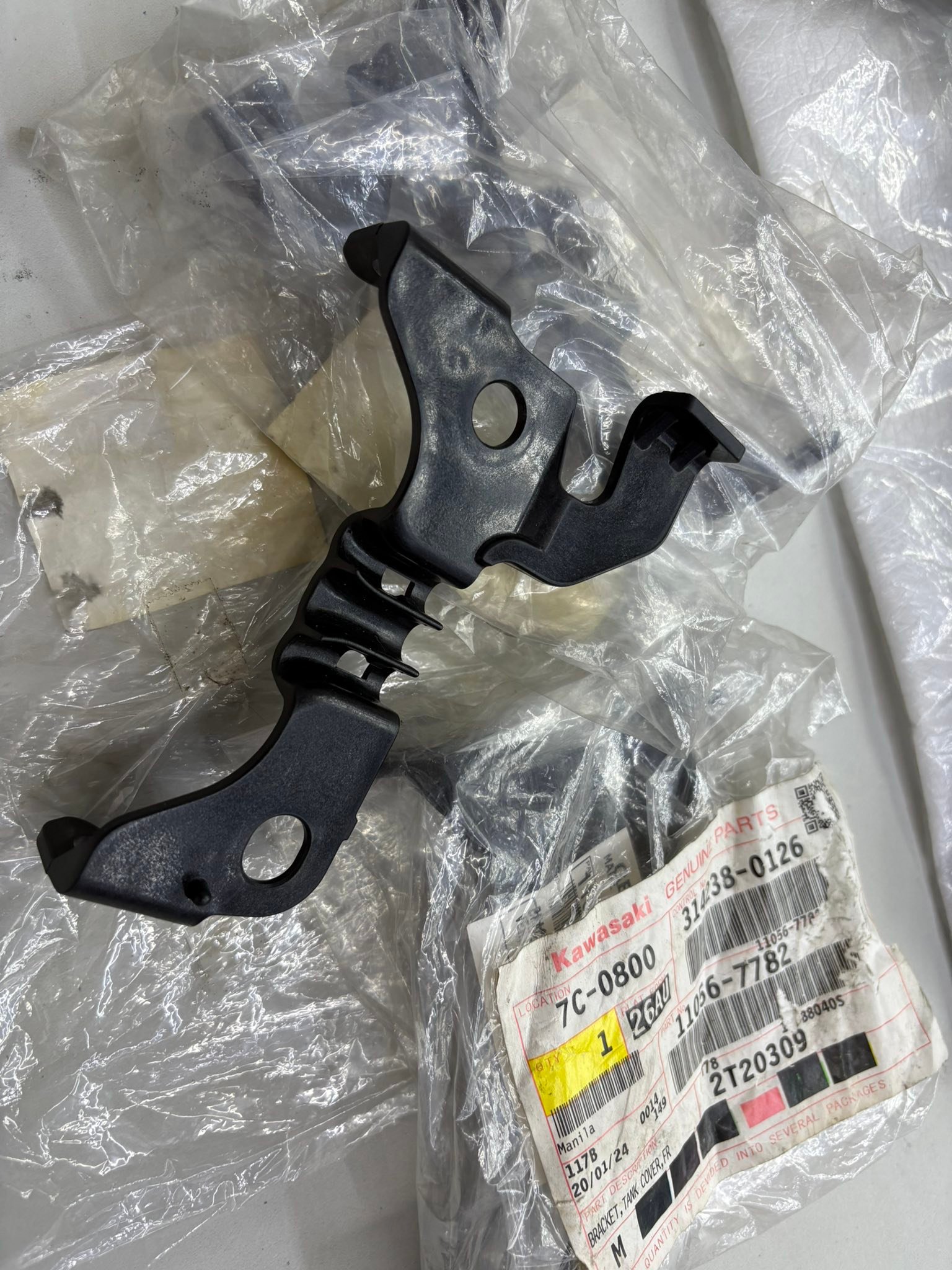 Parts and accessories for Kawasaki Zx10R readily available at SALE