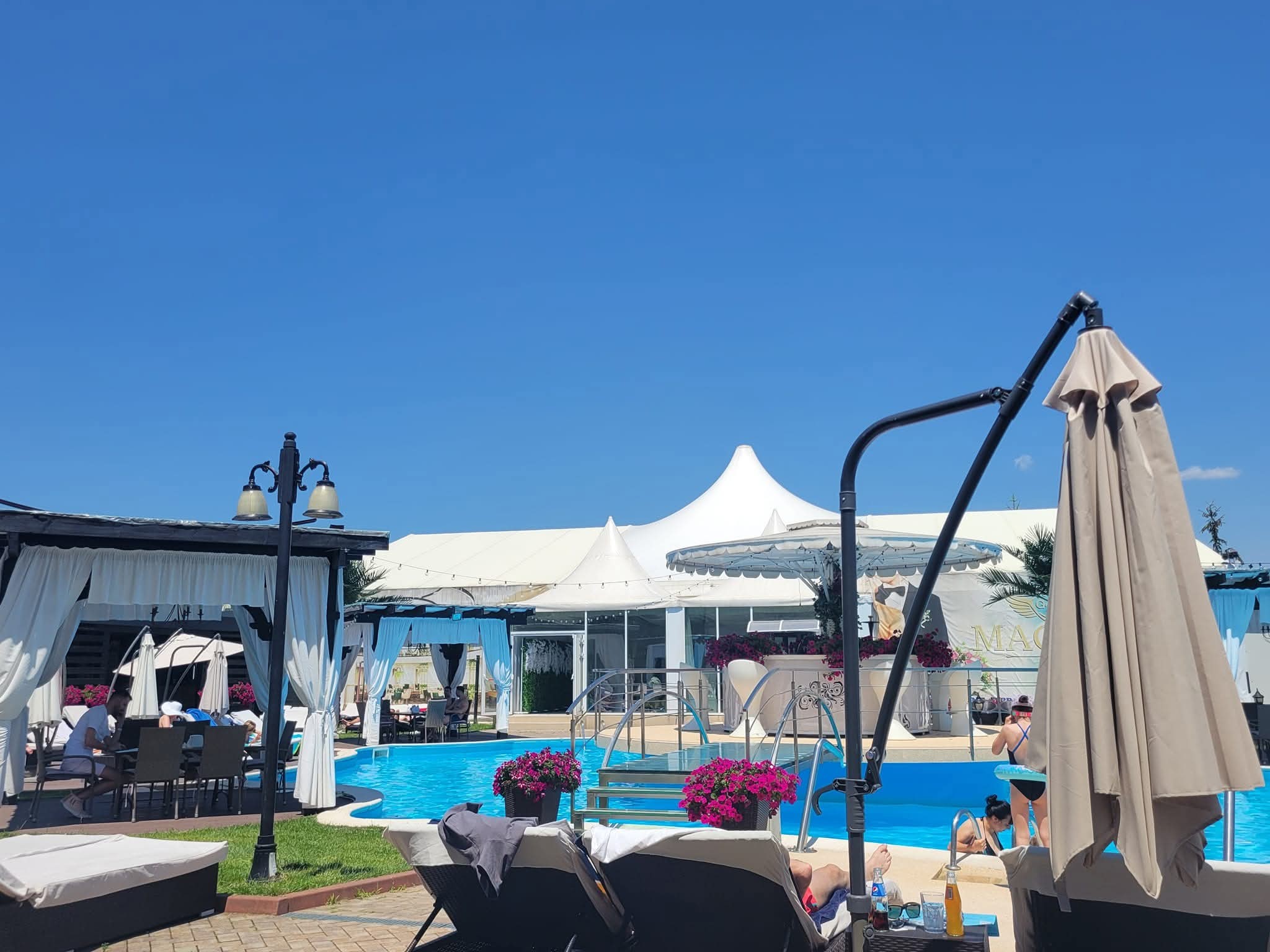Magic Pool Trivale | Pitesti
