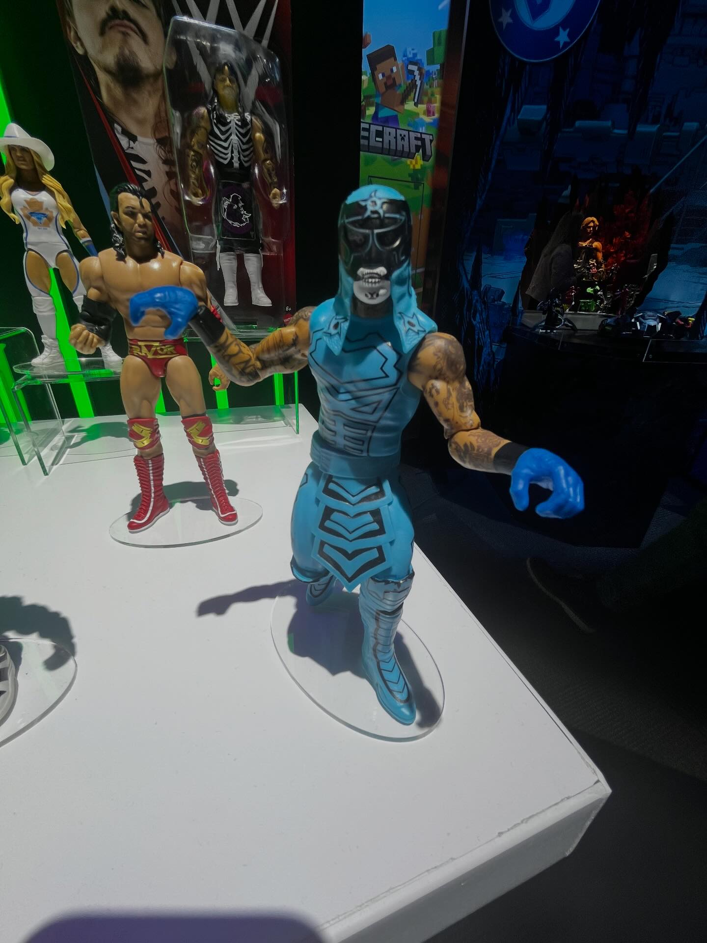 Action Figure Insider added a new... - Action Figure Insider