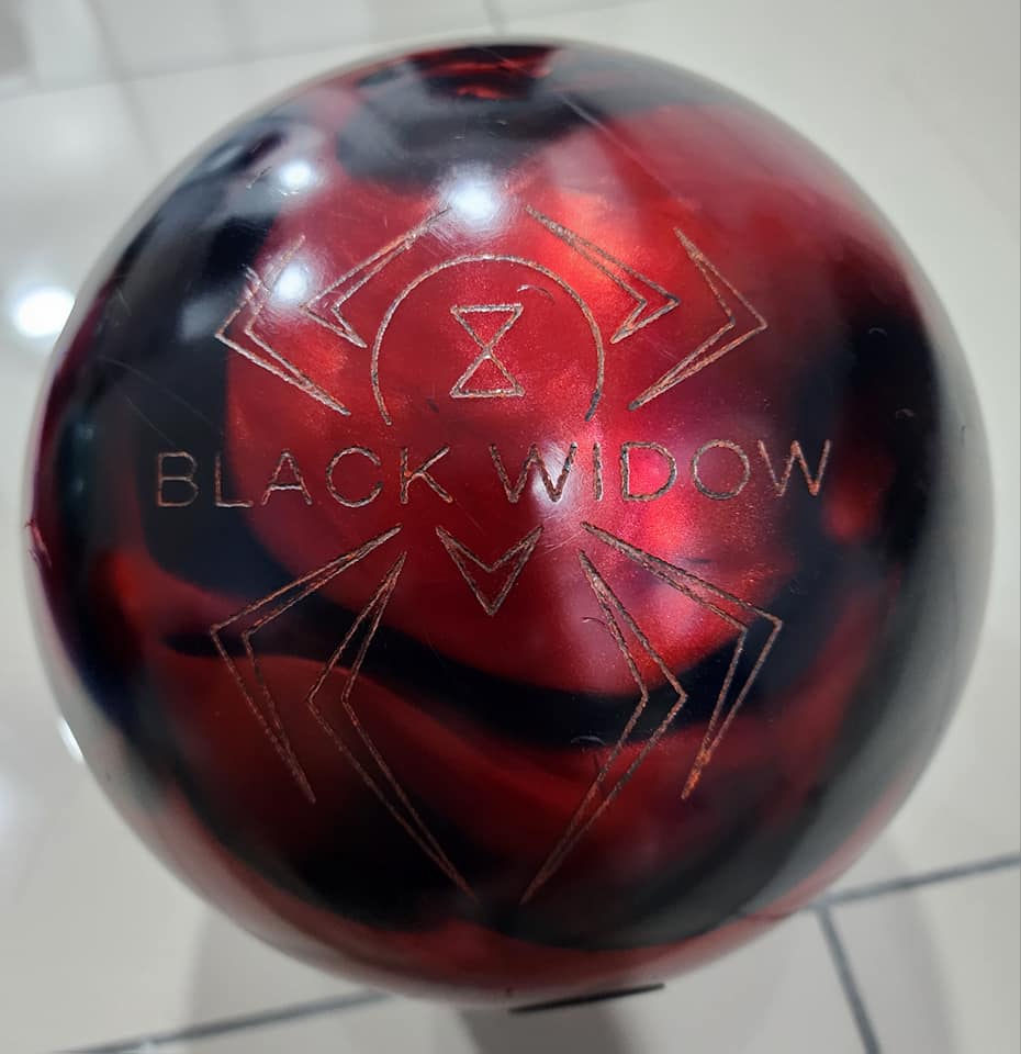 Hammer Black Widow 2.0 Hybrid bowling ball 13 LB new in box #032