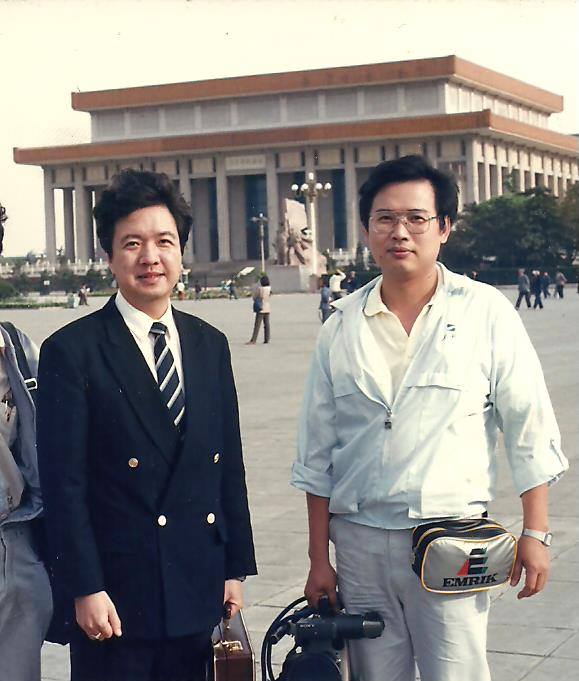 資深媒體人 - 這篇文章是我在經歷八九年民運的採訪，和製作系列探討天安門事件的節目二十九年之後，整理和反芻諸多記憶；檢視並印證諸多資料，把當時 ...