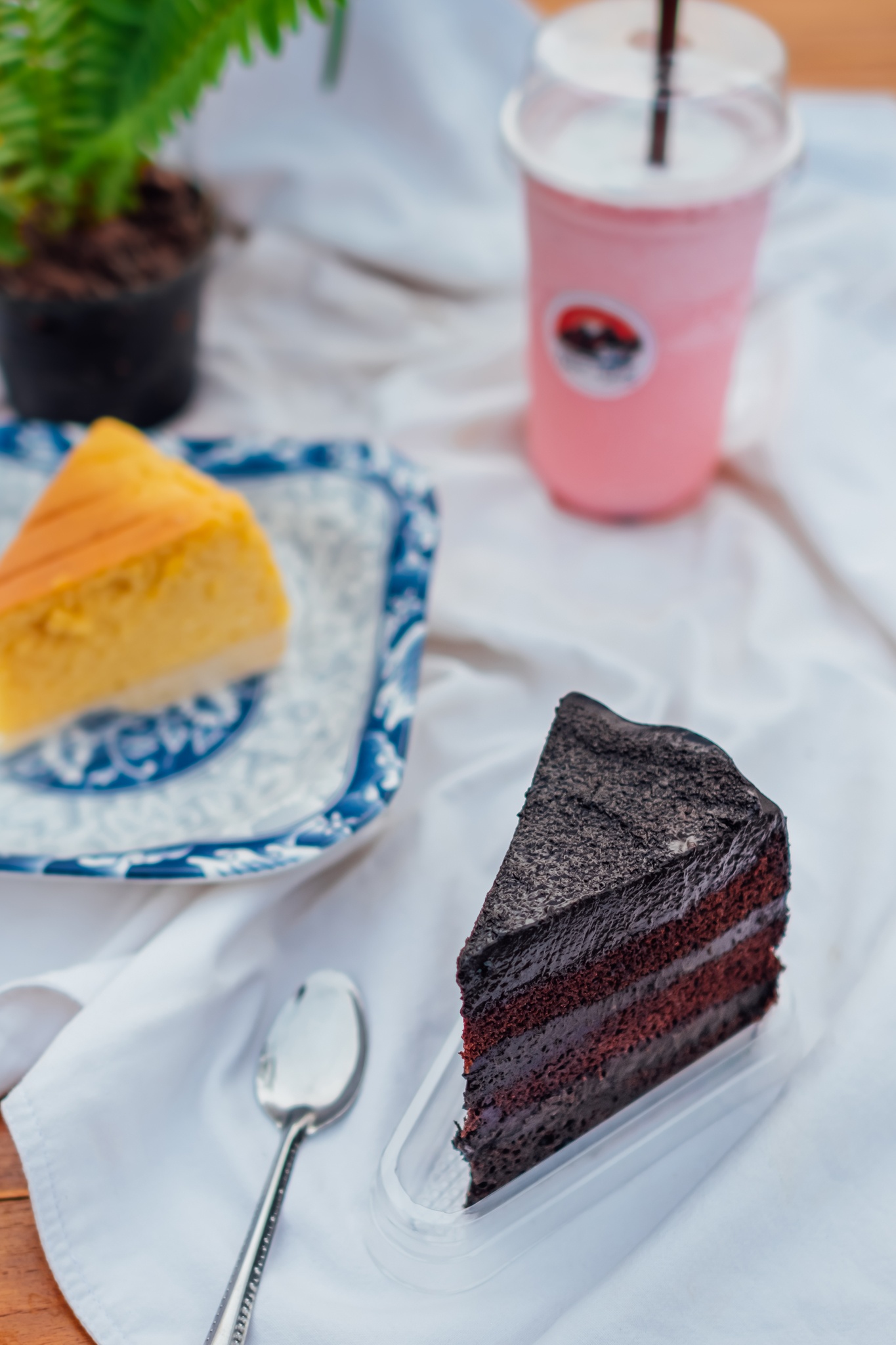 แวะมาเติมค... - TAKE VIEW Bakery & Bar : ເທັກວິວ ເບເກີຣີ & ບາຮ | Facebook