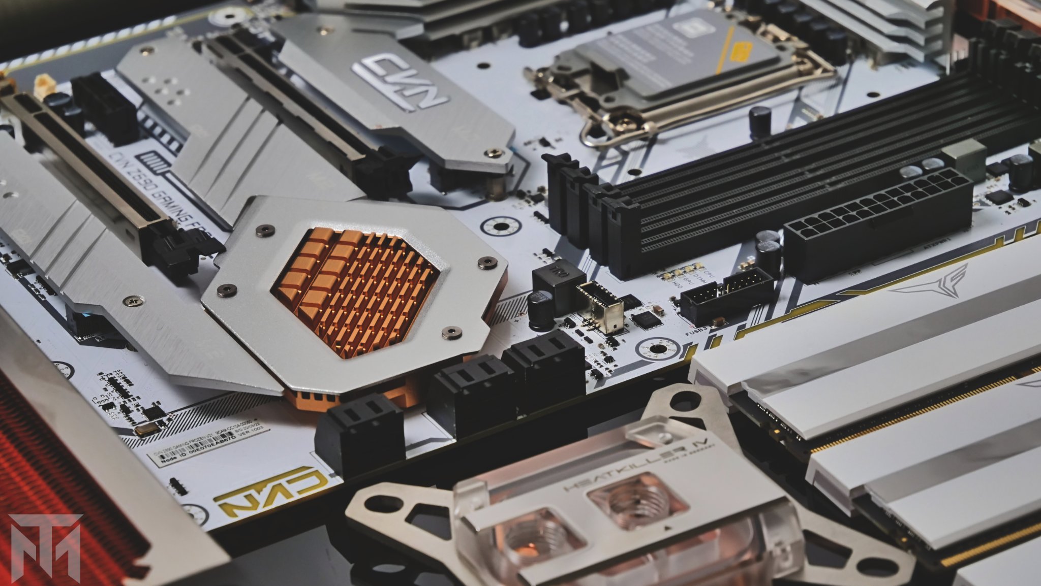 TM-Custom preparing a custom PC... - Colorful Technology