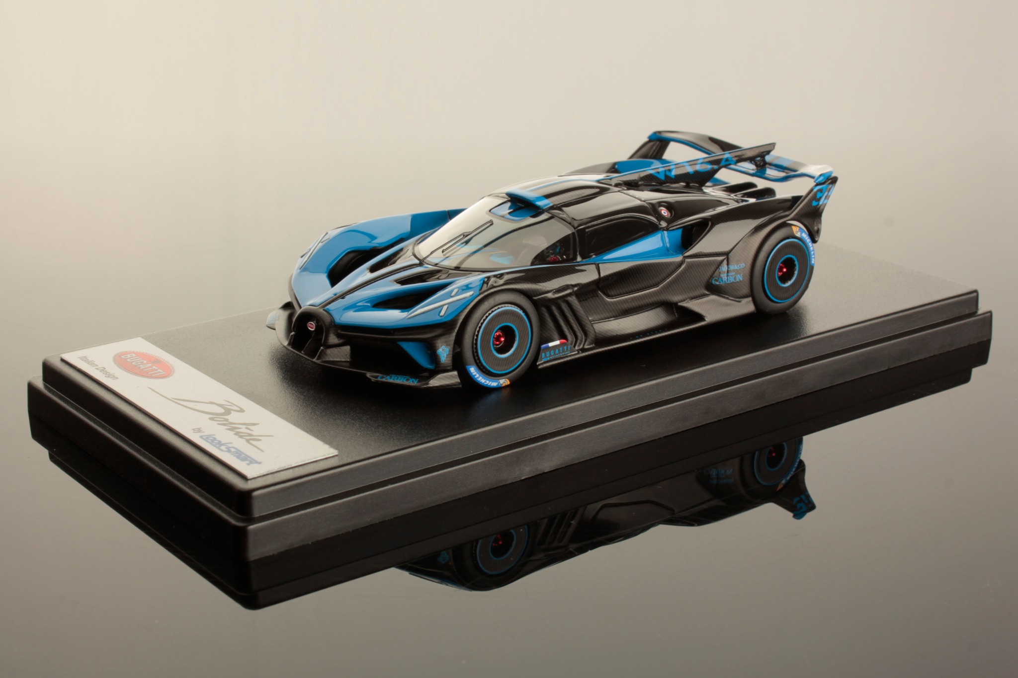 Looksmart - #ferrari Monza SP1 e Monza SP2 in 1:18 scale will be