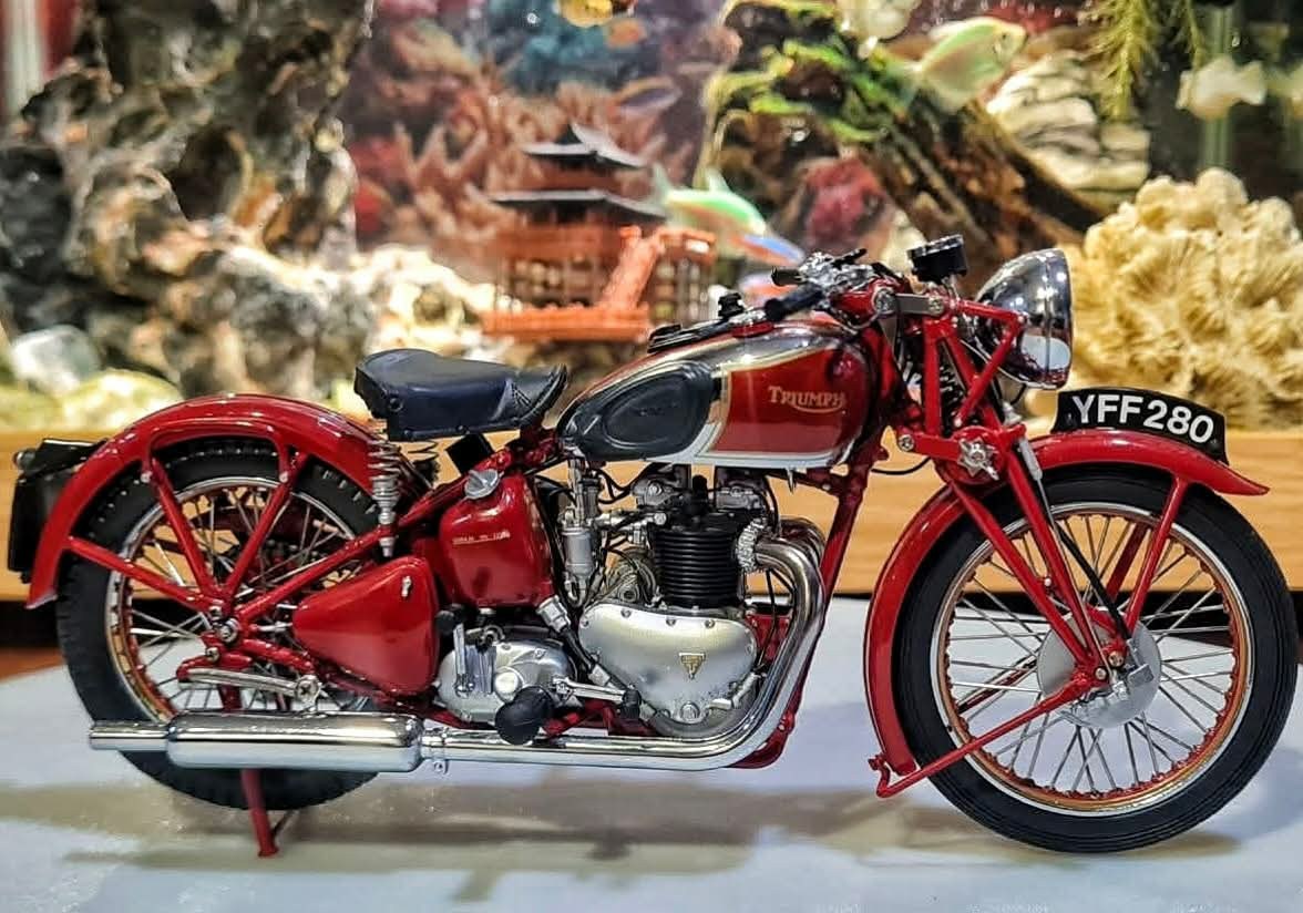 Classic 1939 Triumph Tiger 100 💙🇬🇧💙 The 1939 Triumph Tiger 100