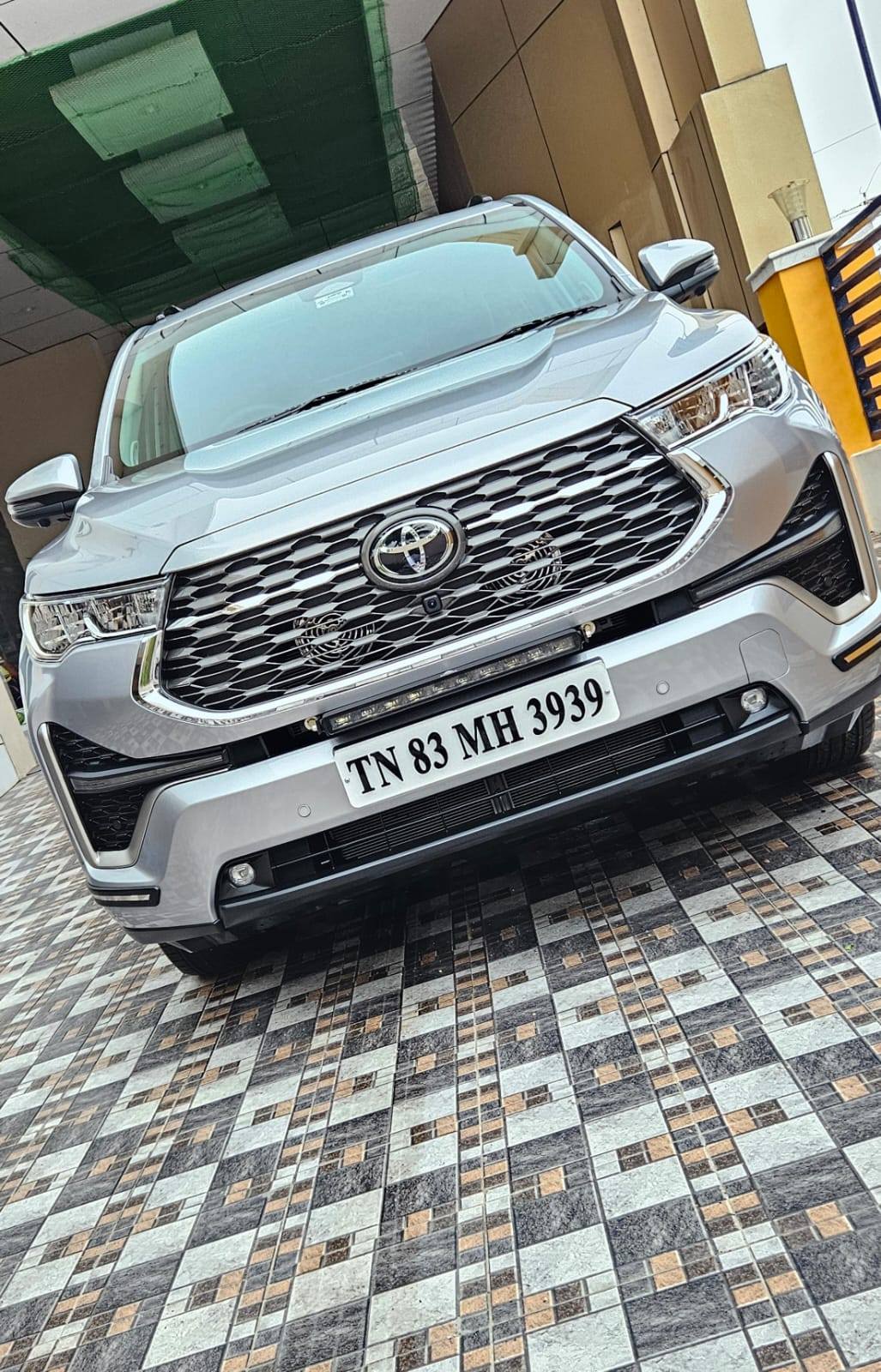 INNOVA HYCROSS ZX (0) HYBRID PETROL AUTOMATIC 2026 MAY MONTH